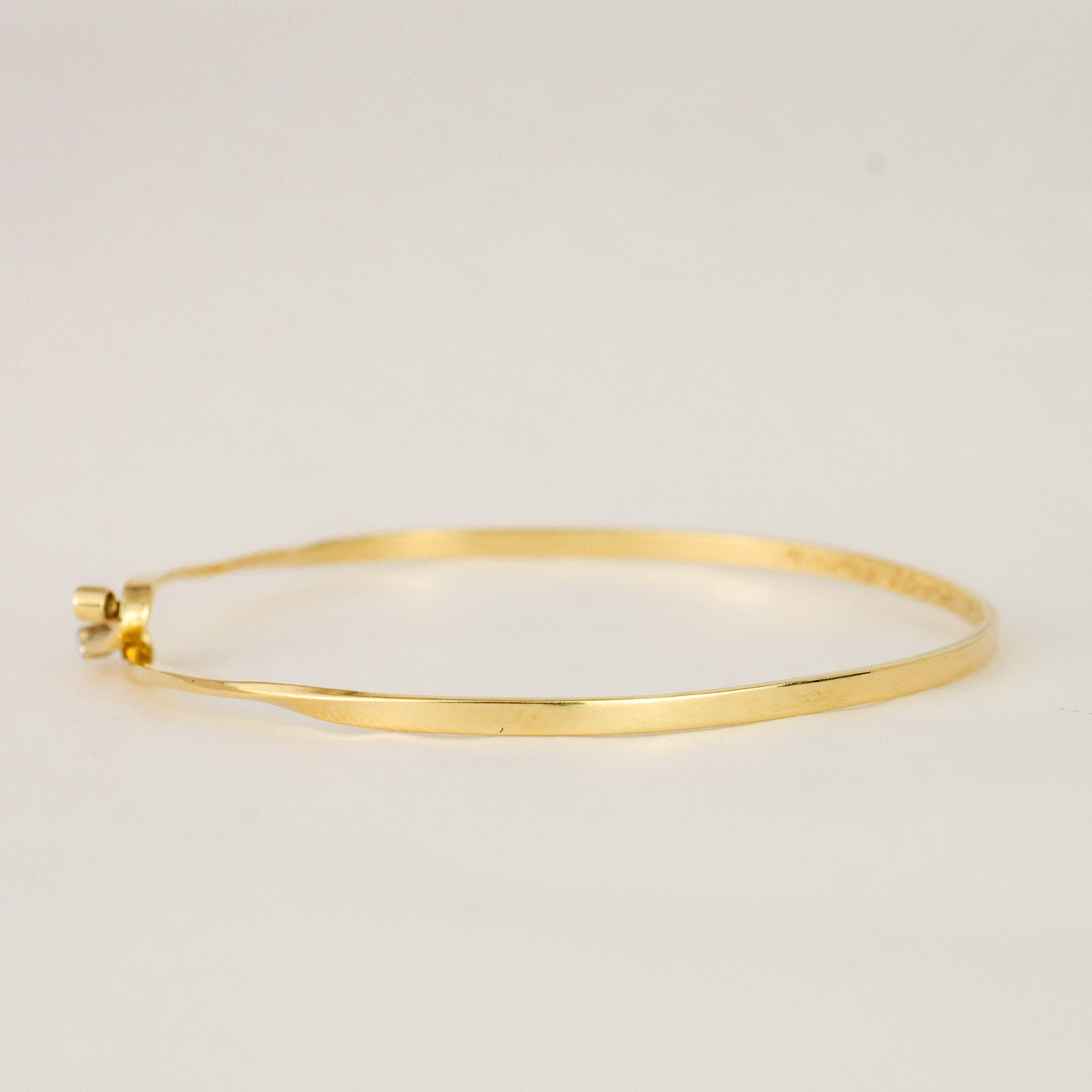 54.7mm Double Diamond Bangle