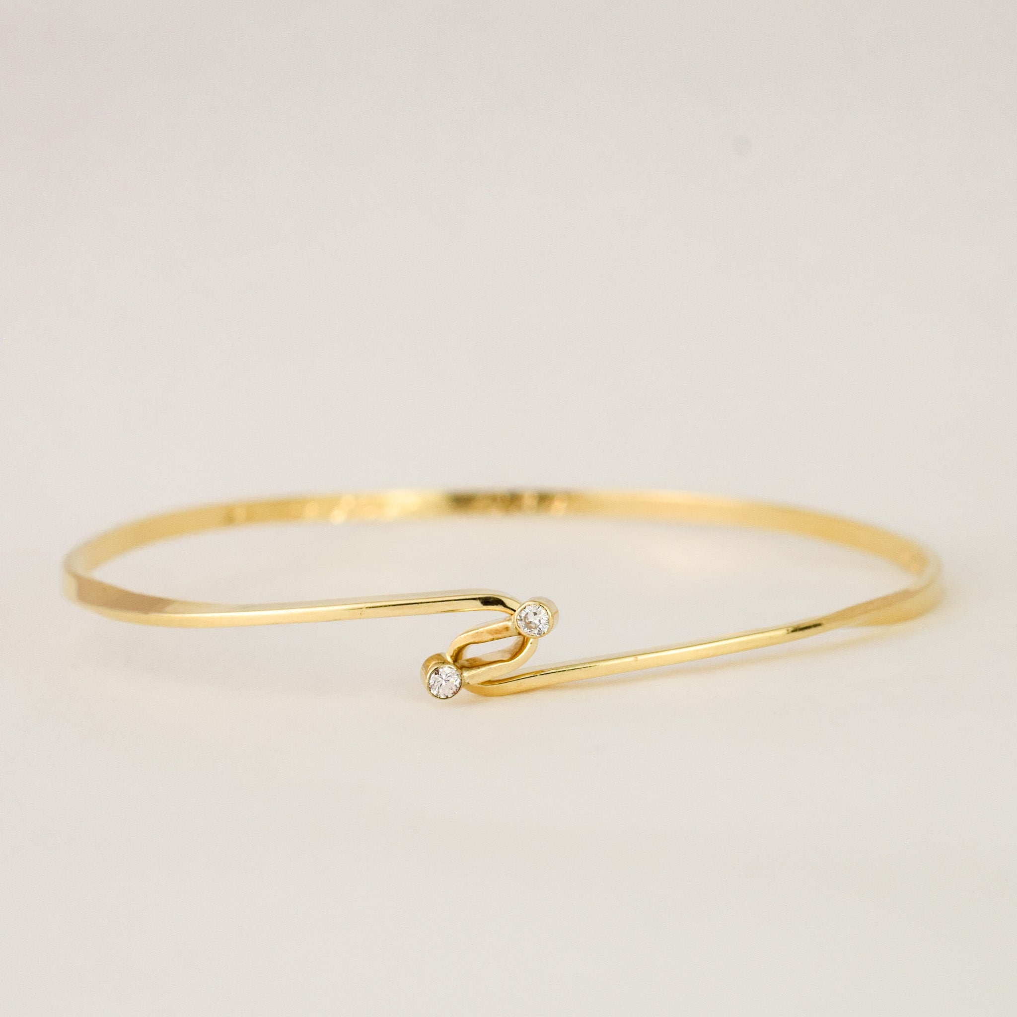54.7mm Double Diamond Bangle