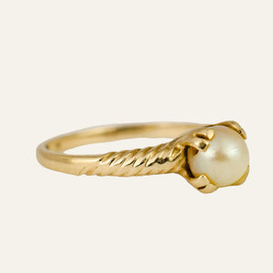 Twist Pearl Ring