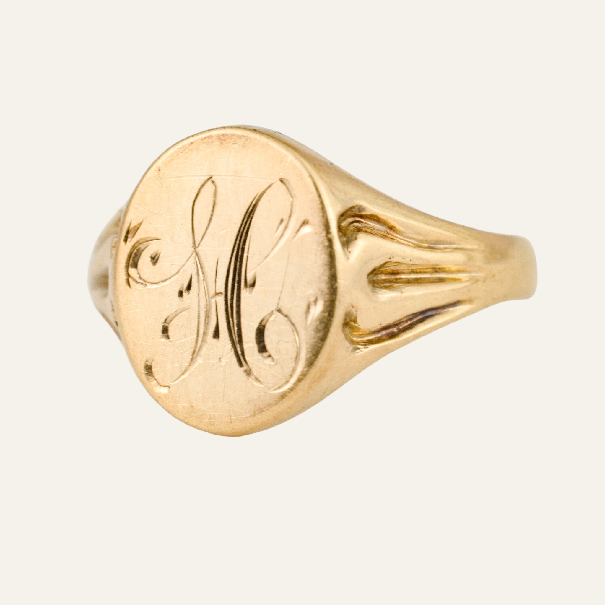 'H' Signet Ring