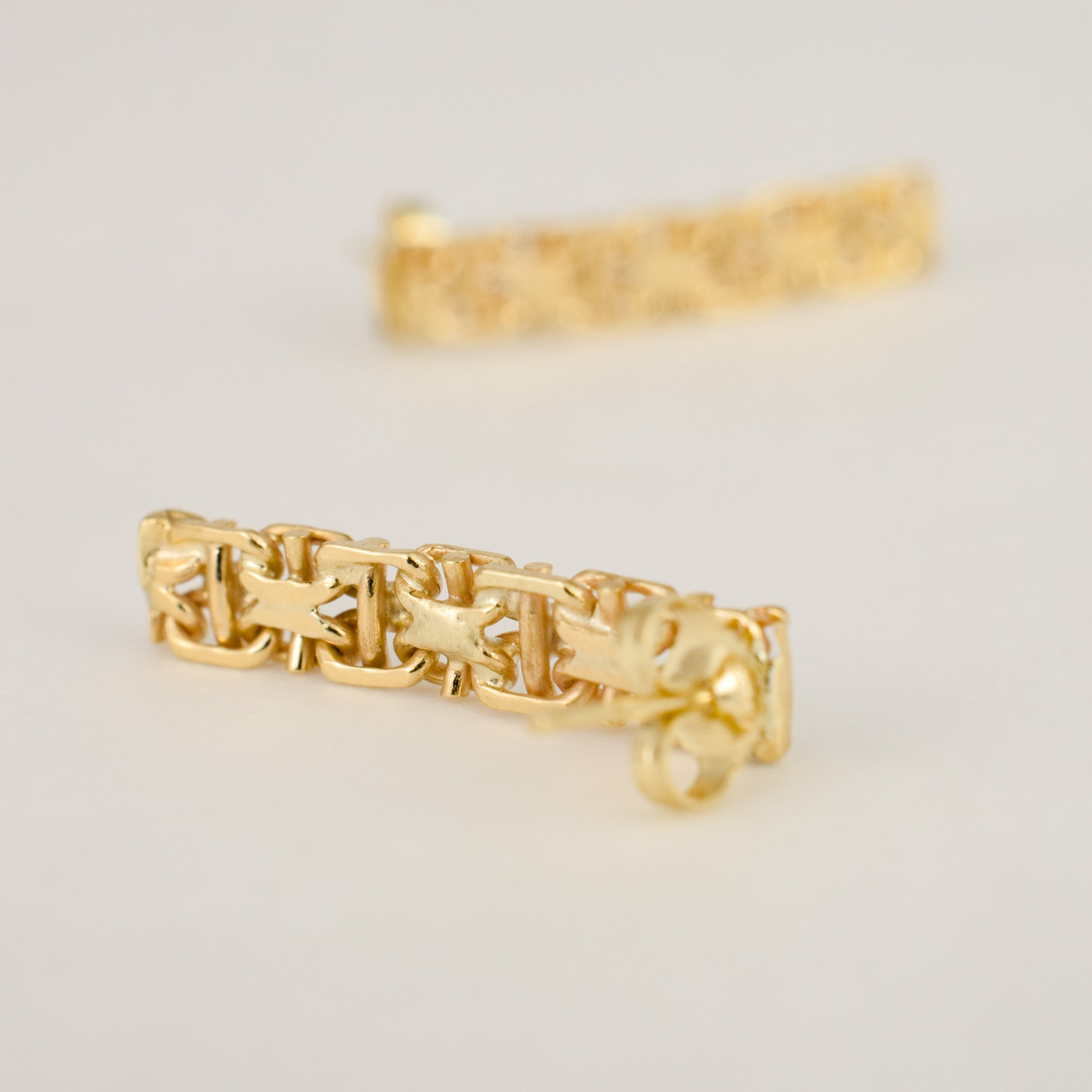25mm Intricate Link Studs