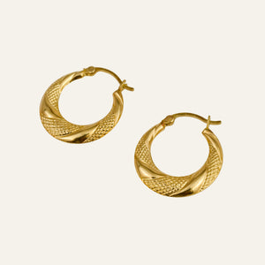 22.5mm Twist Detail Hoops