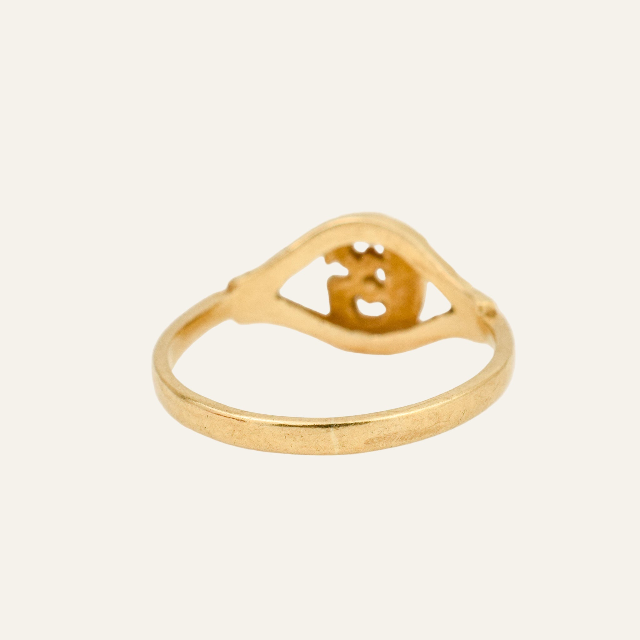 'G' Signet Ring