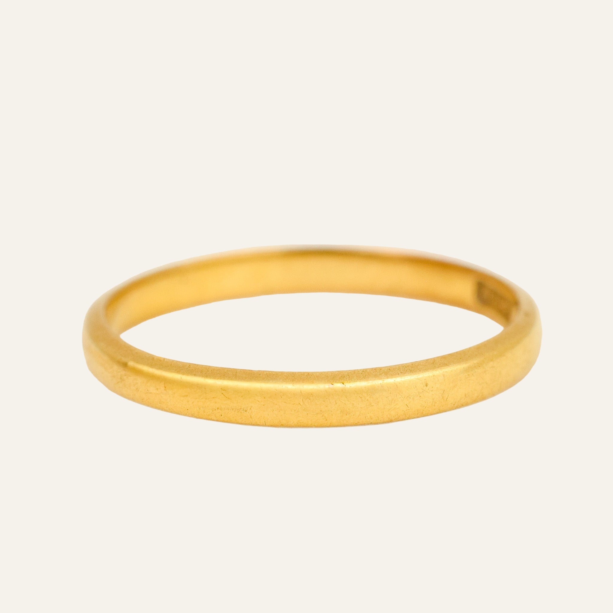 2.2mm 22k Gold Band