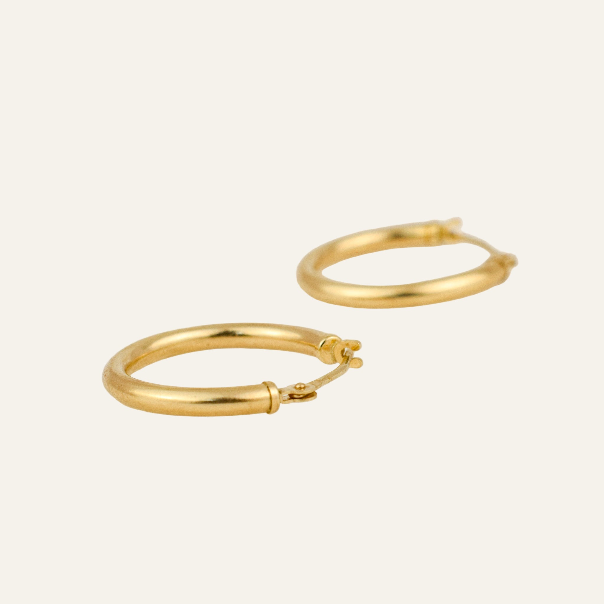 17mm Classic Gold Hoops