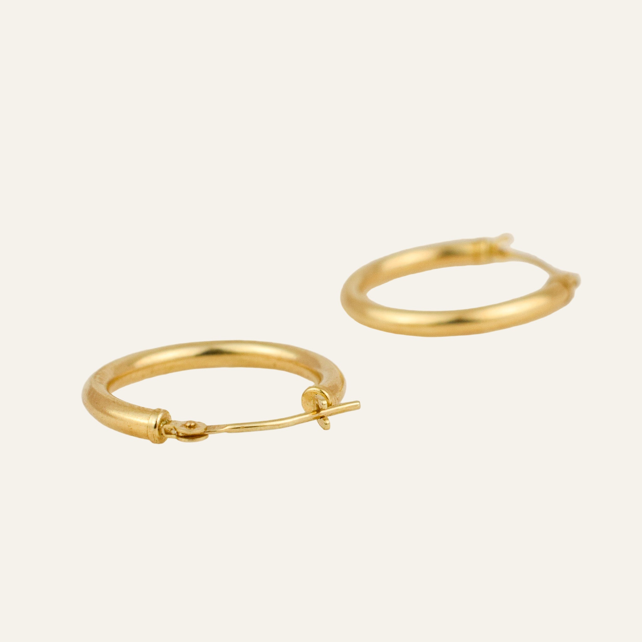 17mm Classic Gold Hoops