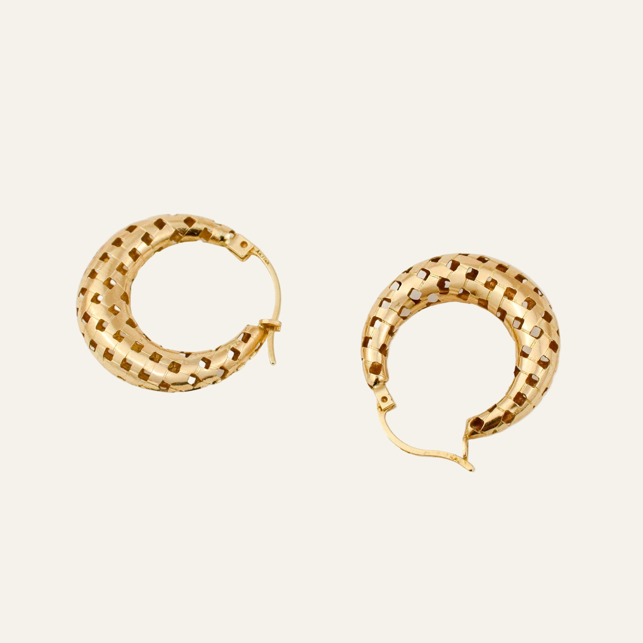 22mm Quilted Hoops