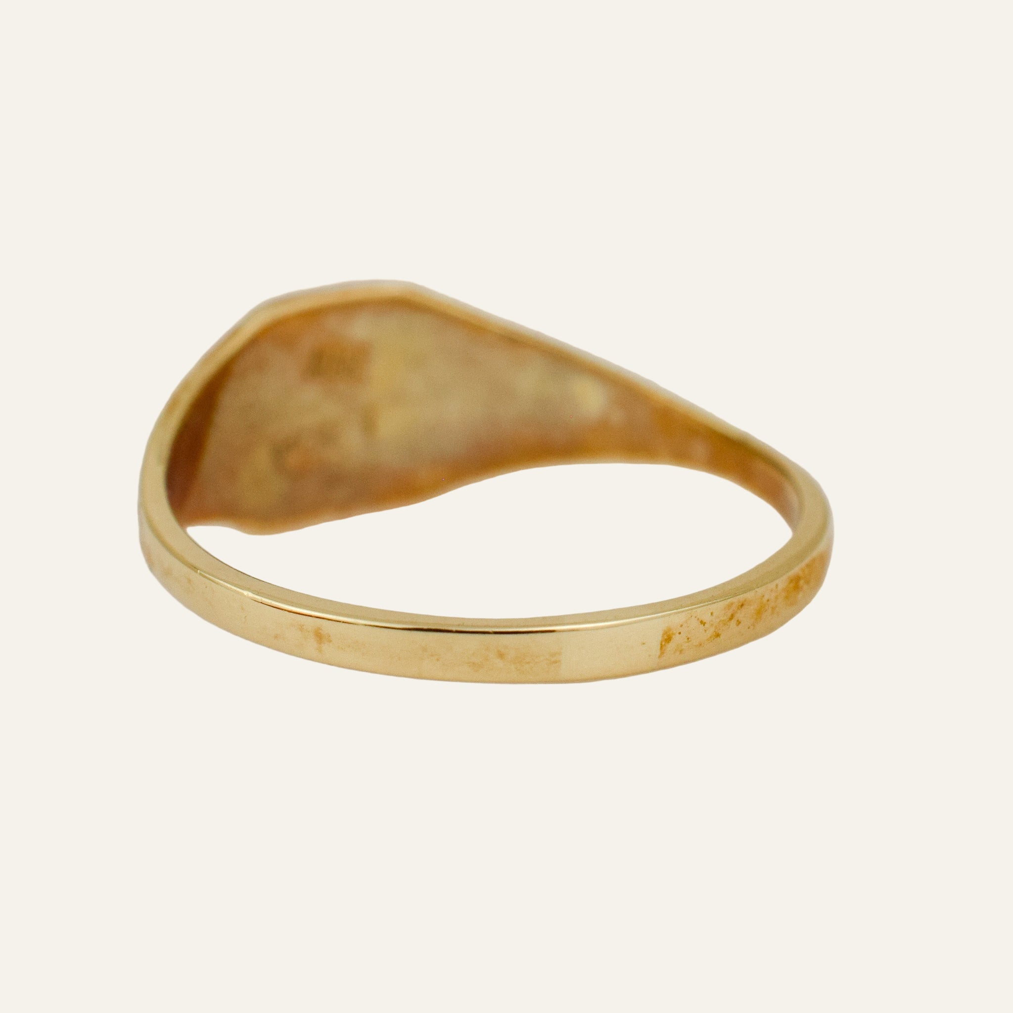 'O' Signet Ring