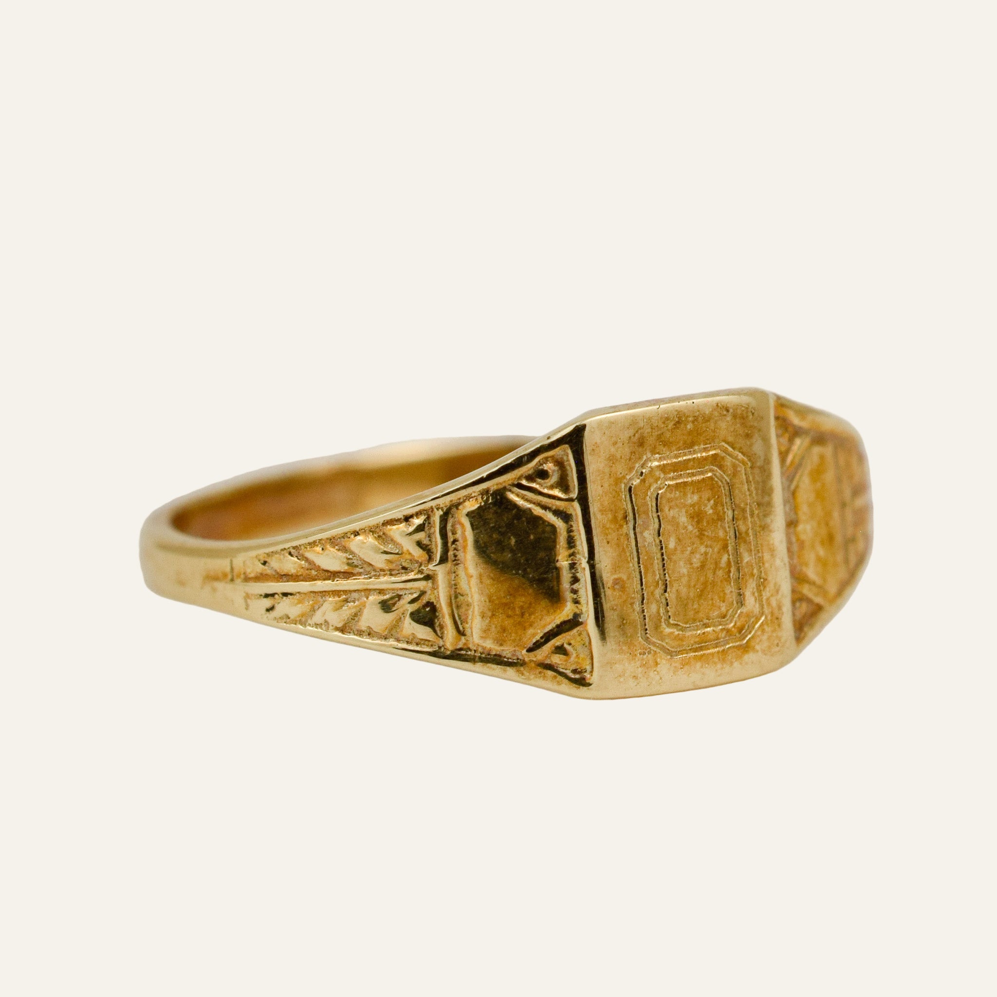 'O' Signet Ring