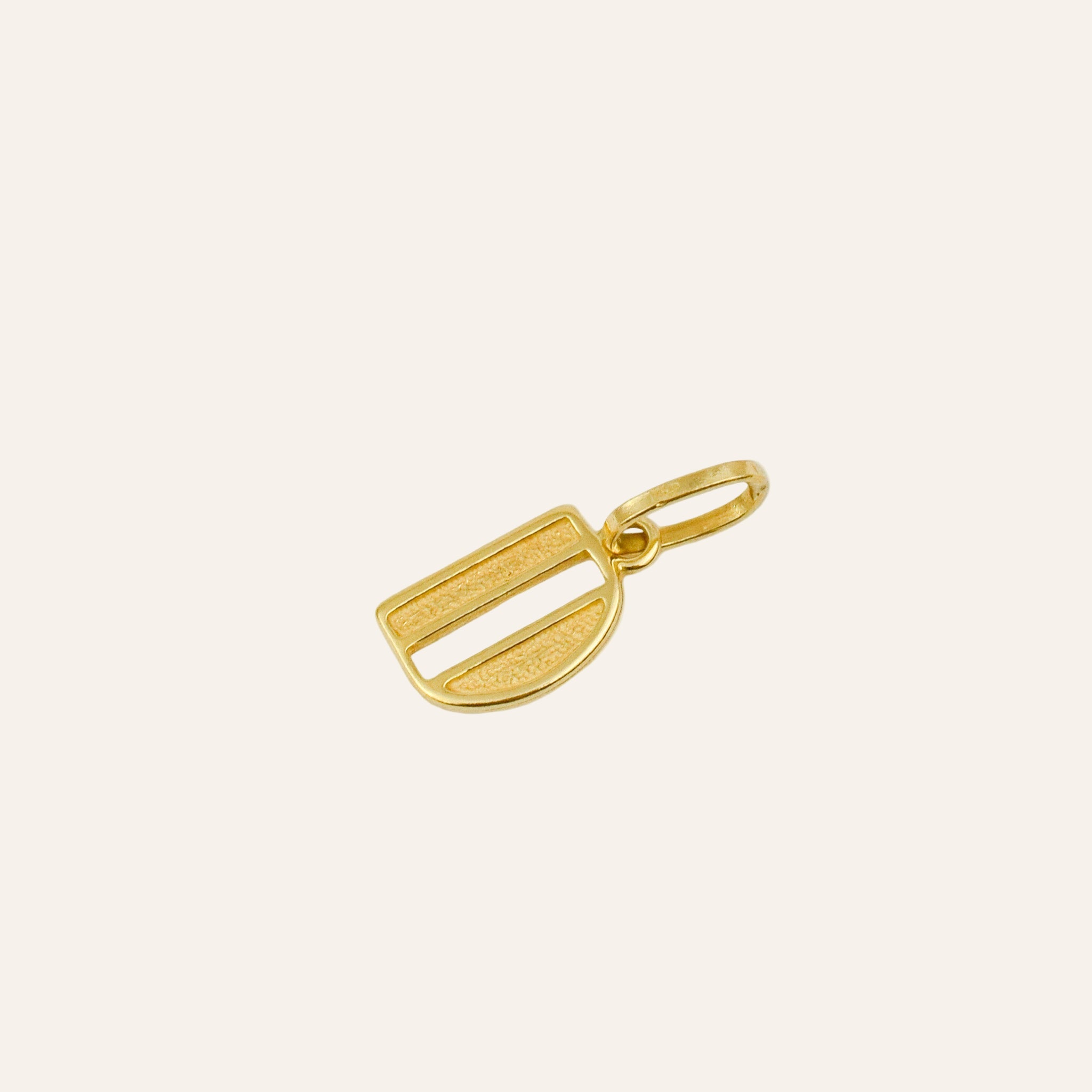 'D' Charm
