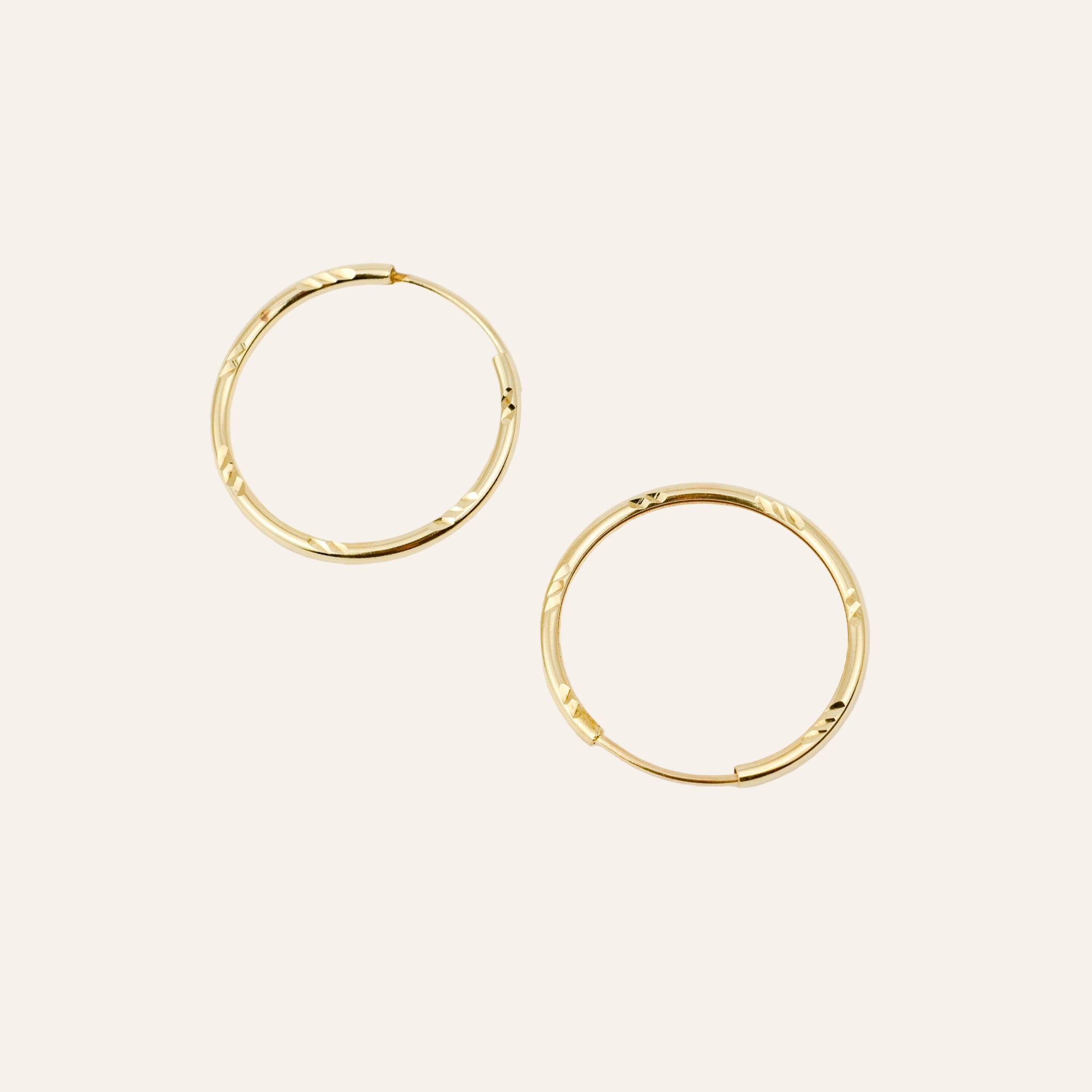 24.8mm Tubular Etched Hoops