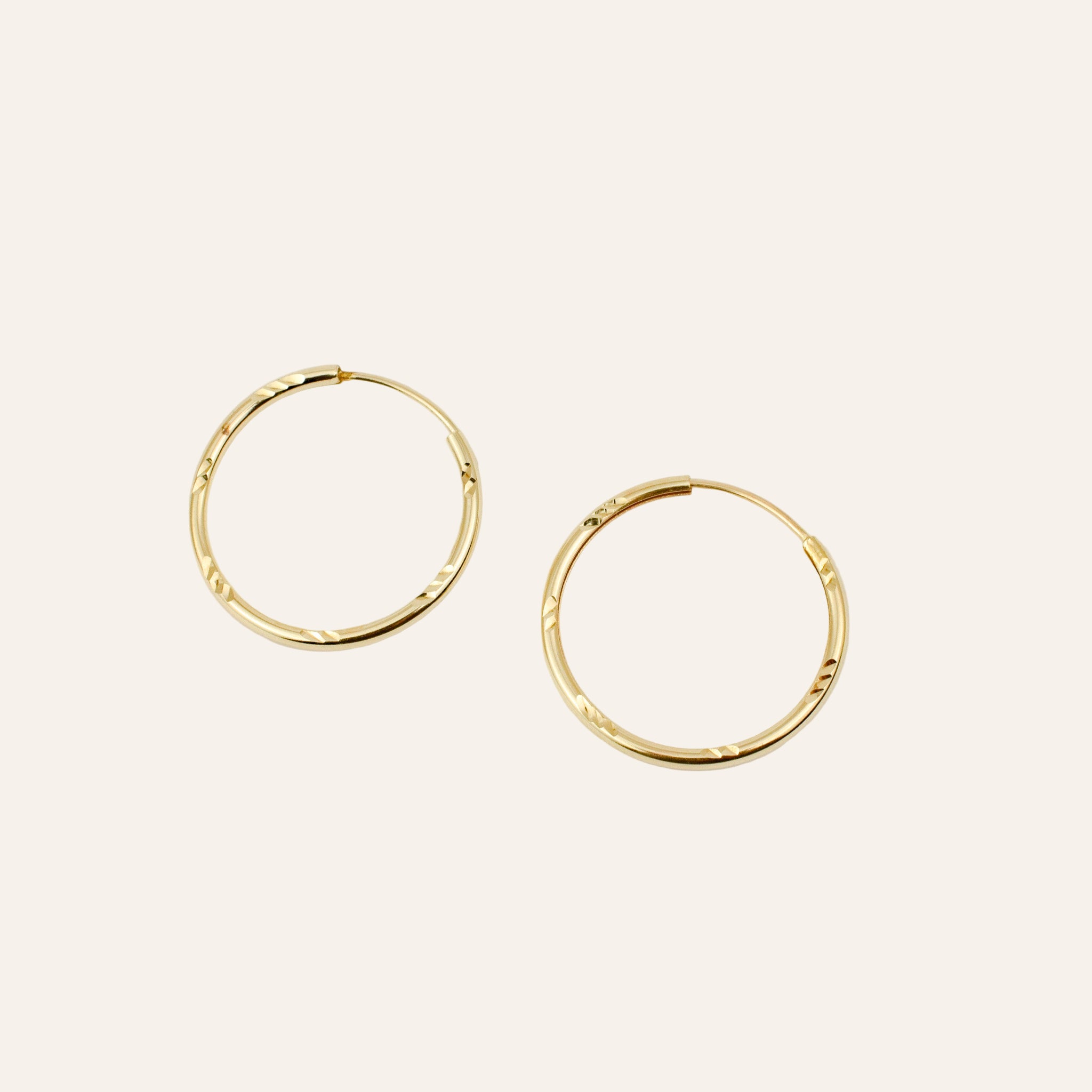 24.8mm Tubular Etched Hoops