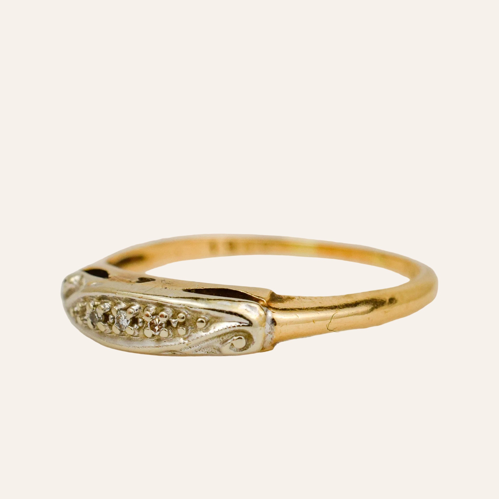 Vintage Diamond Scroll Band