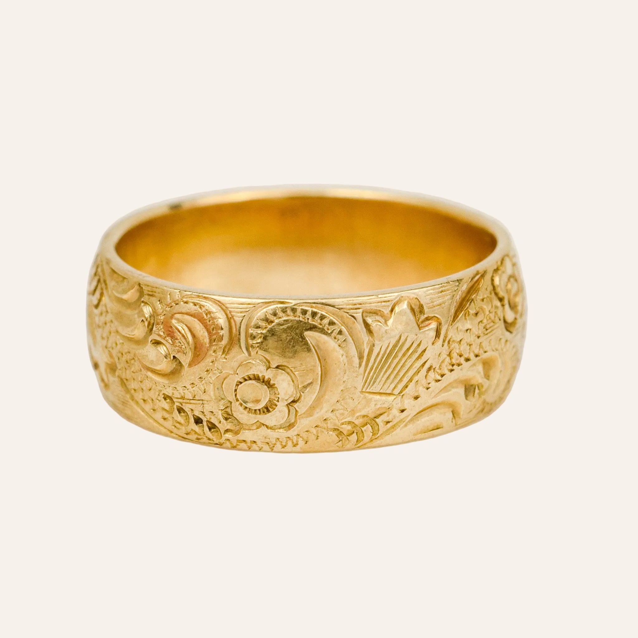 7.8mm Floral Etched Band