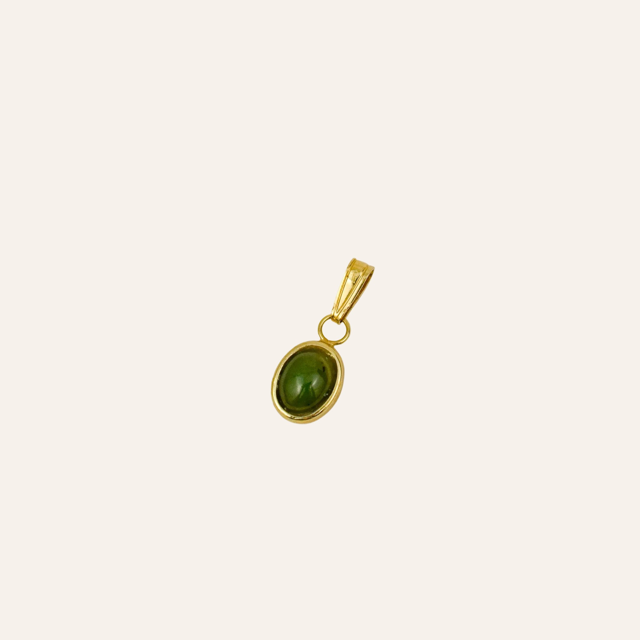 Cabochon Jade Pendant