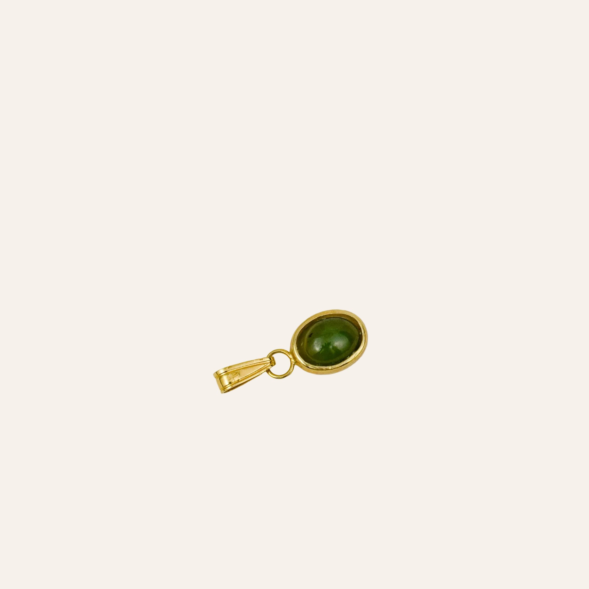 Cabochon Jade Pendant