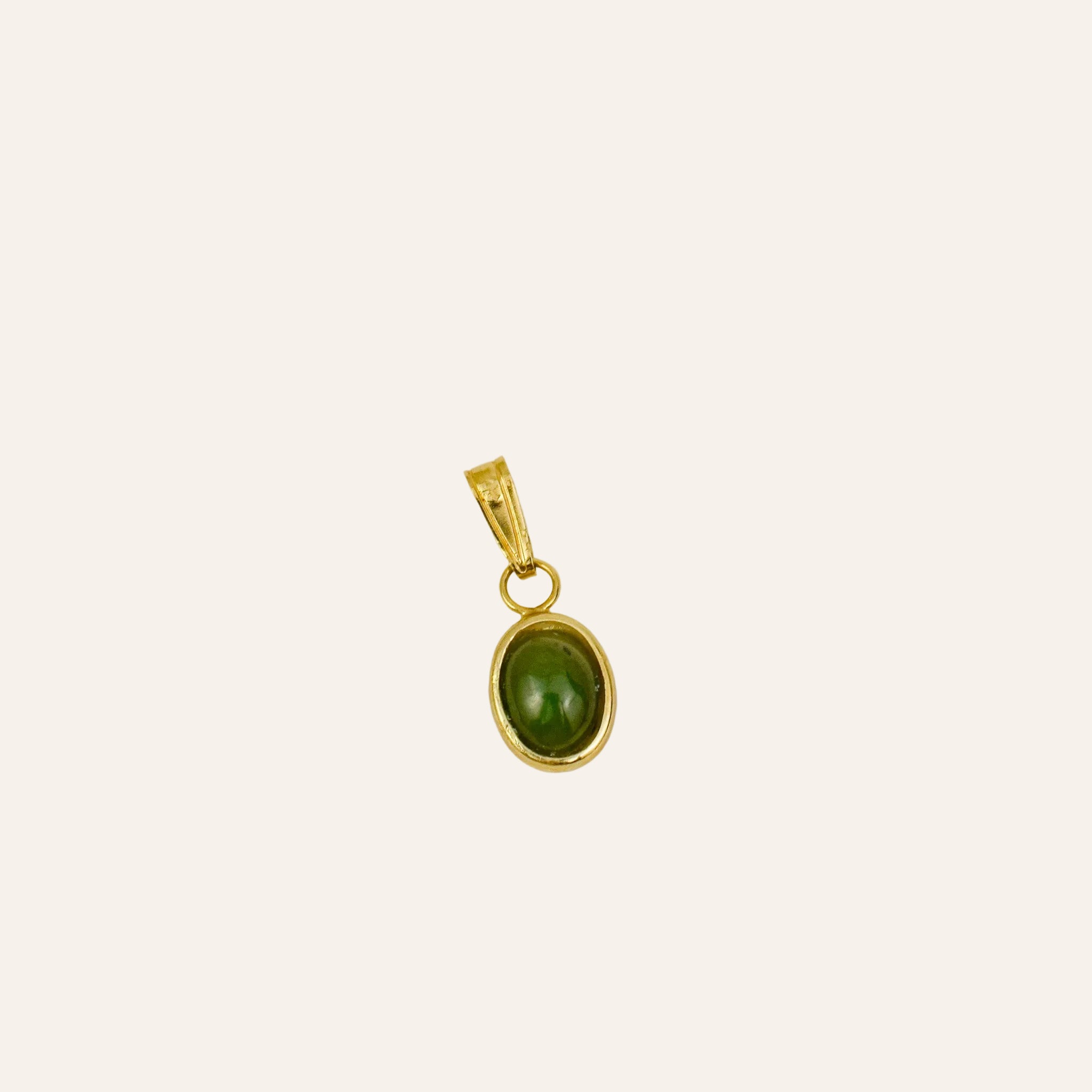 Cabochon Jade Pendant