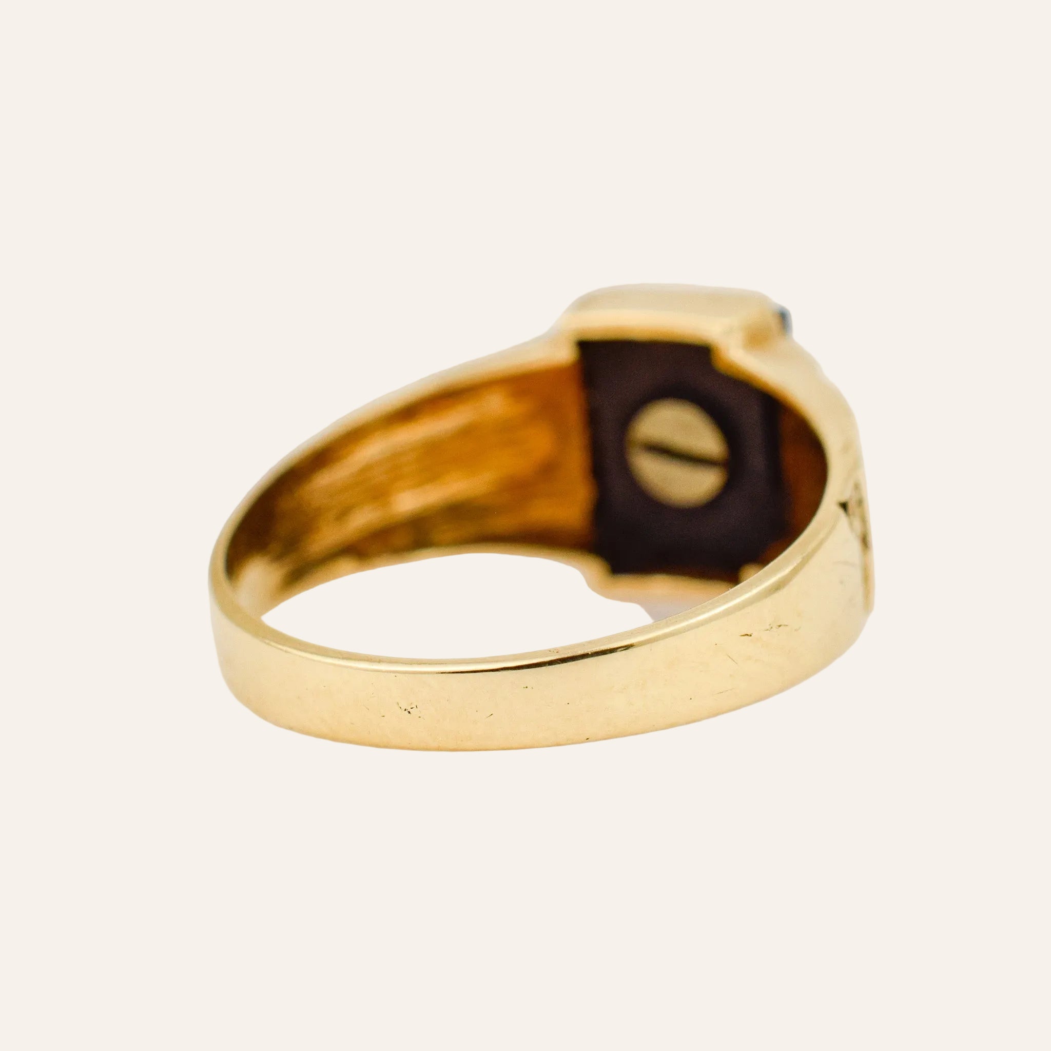 'R' Onyx Signet Ring