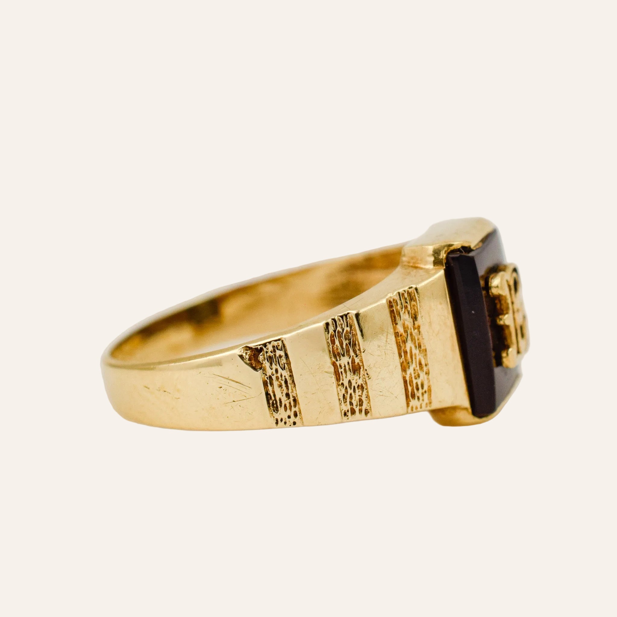 'R' Onyx Signet Ring
