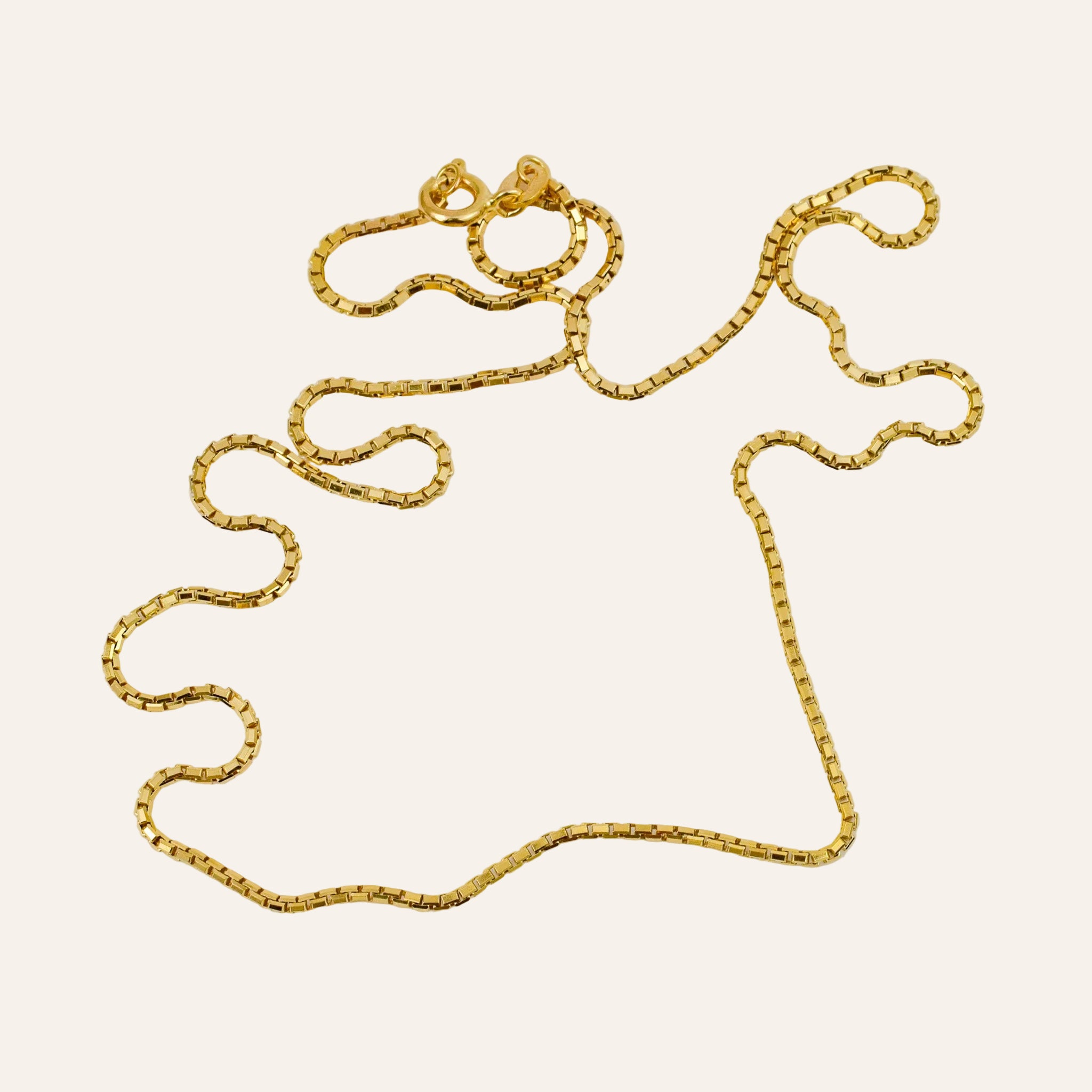 18" Rounded Box Chain Necklace