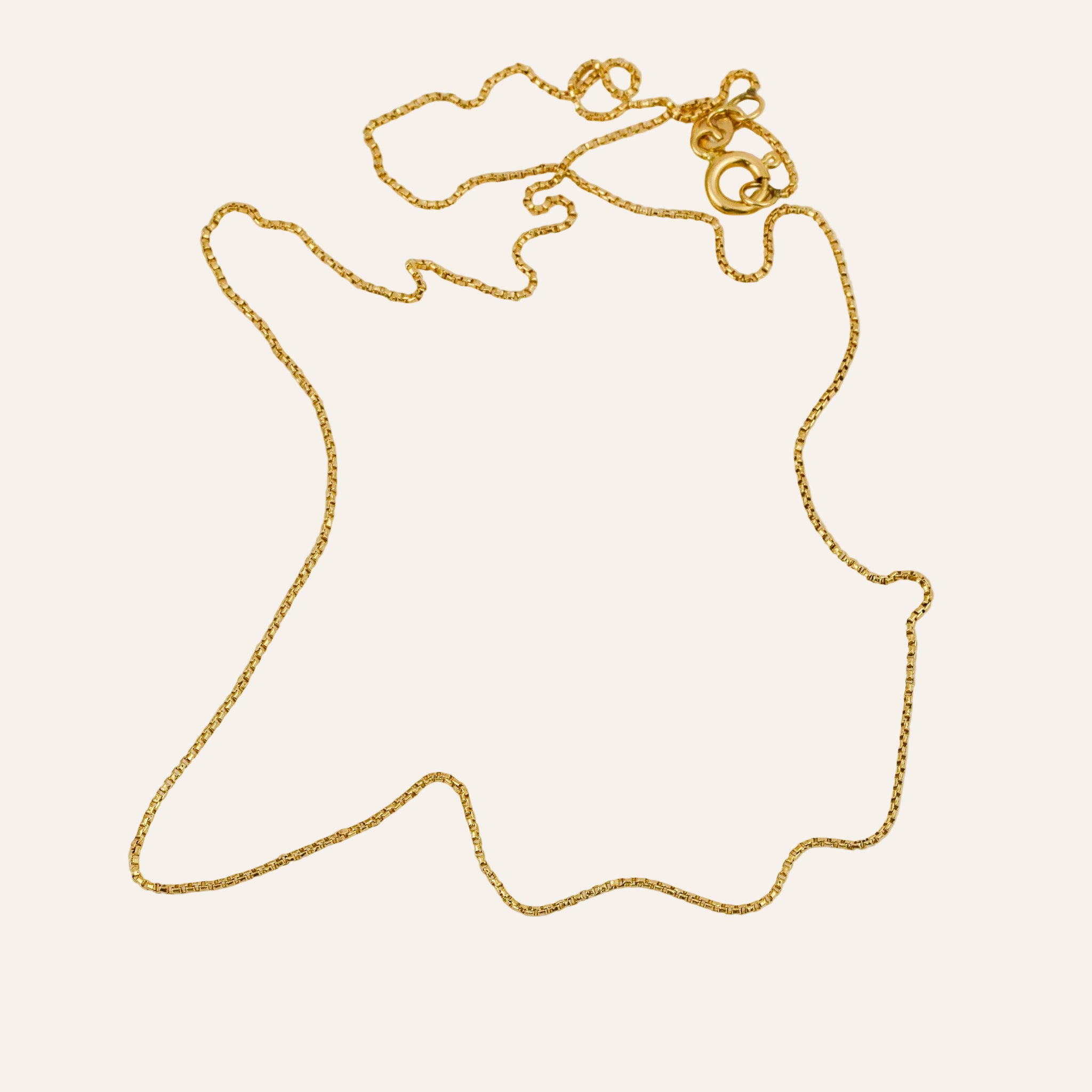 18.5" Dainty Box Chain