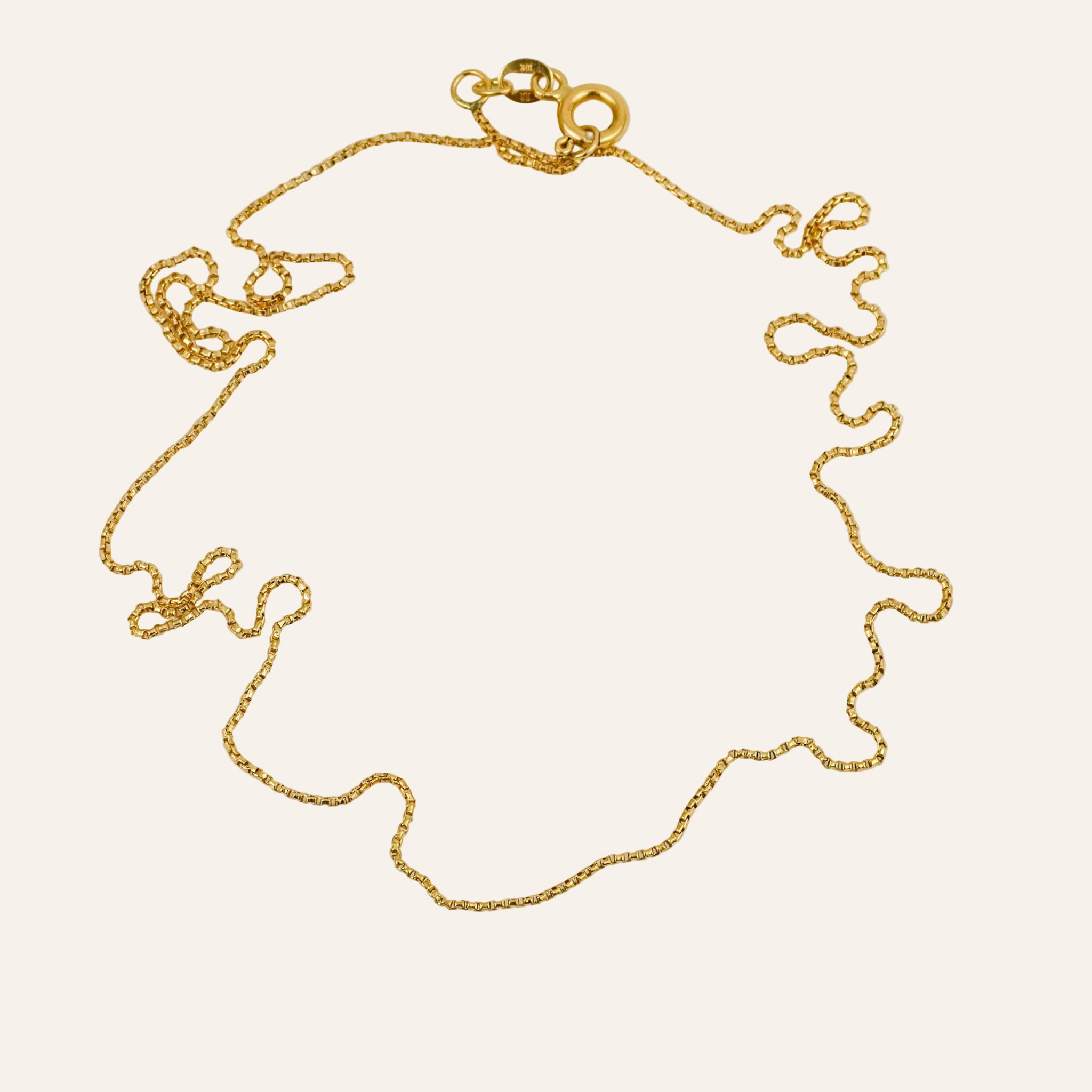 18.5" Dainty Box Chain
