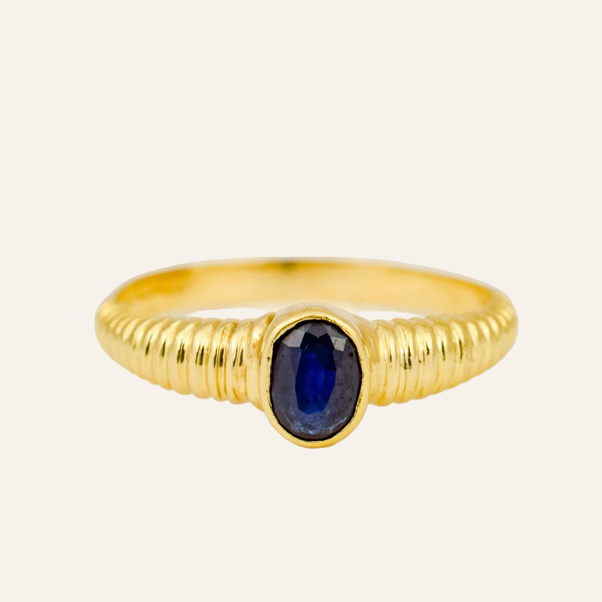 Ribbed Sapphire Ring