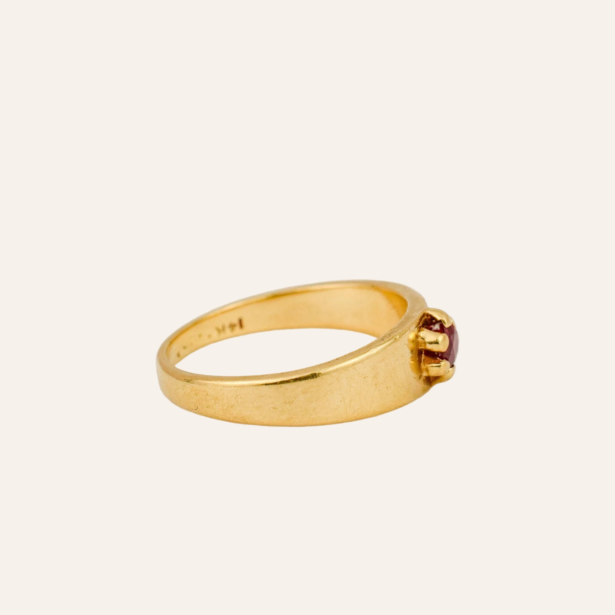 Solitaire Ruby Band