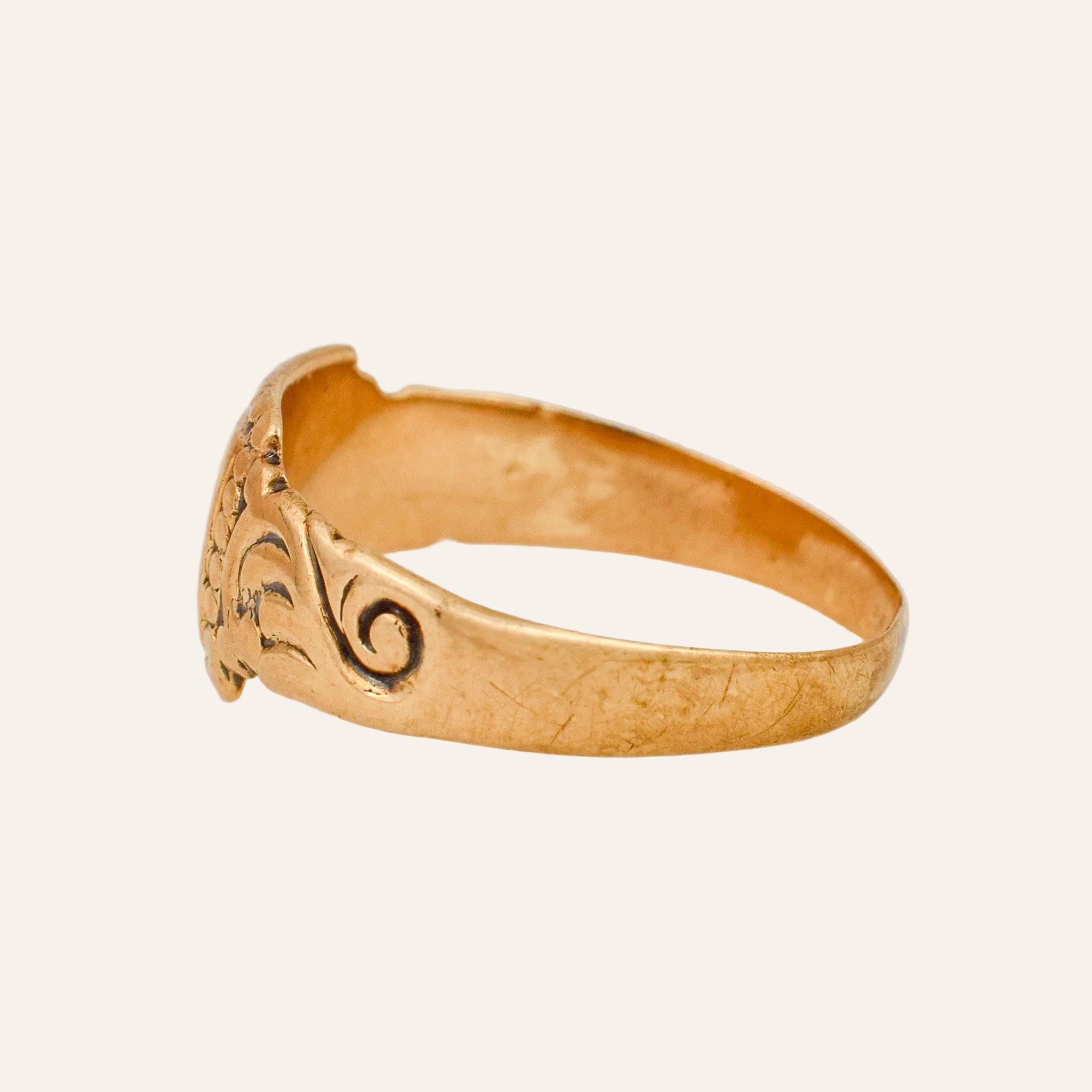 The Parlor Signet