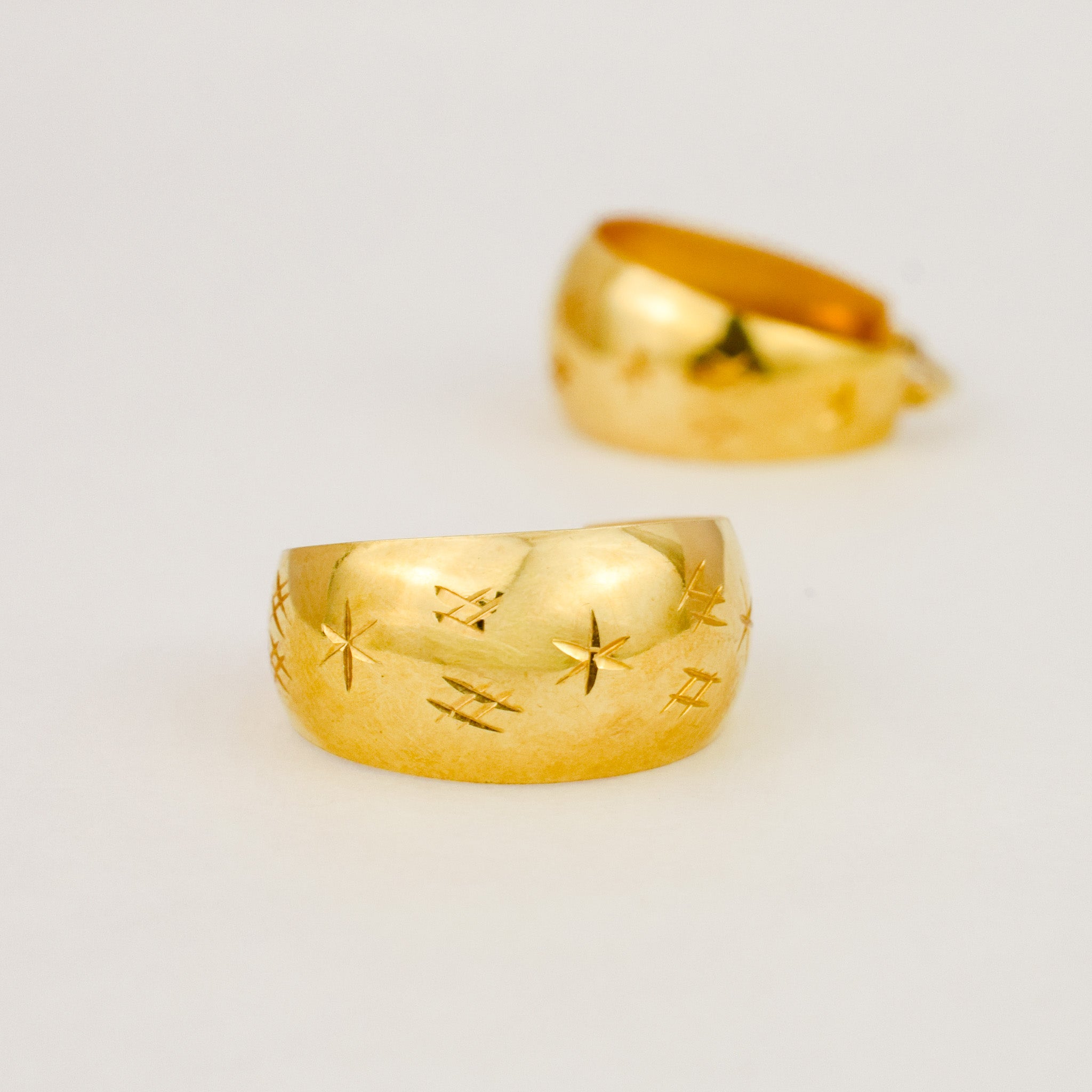 19.3mm Star-Etched Hoops