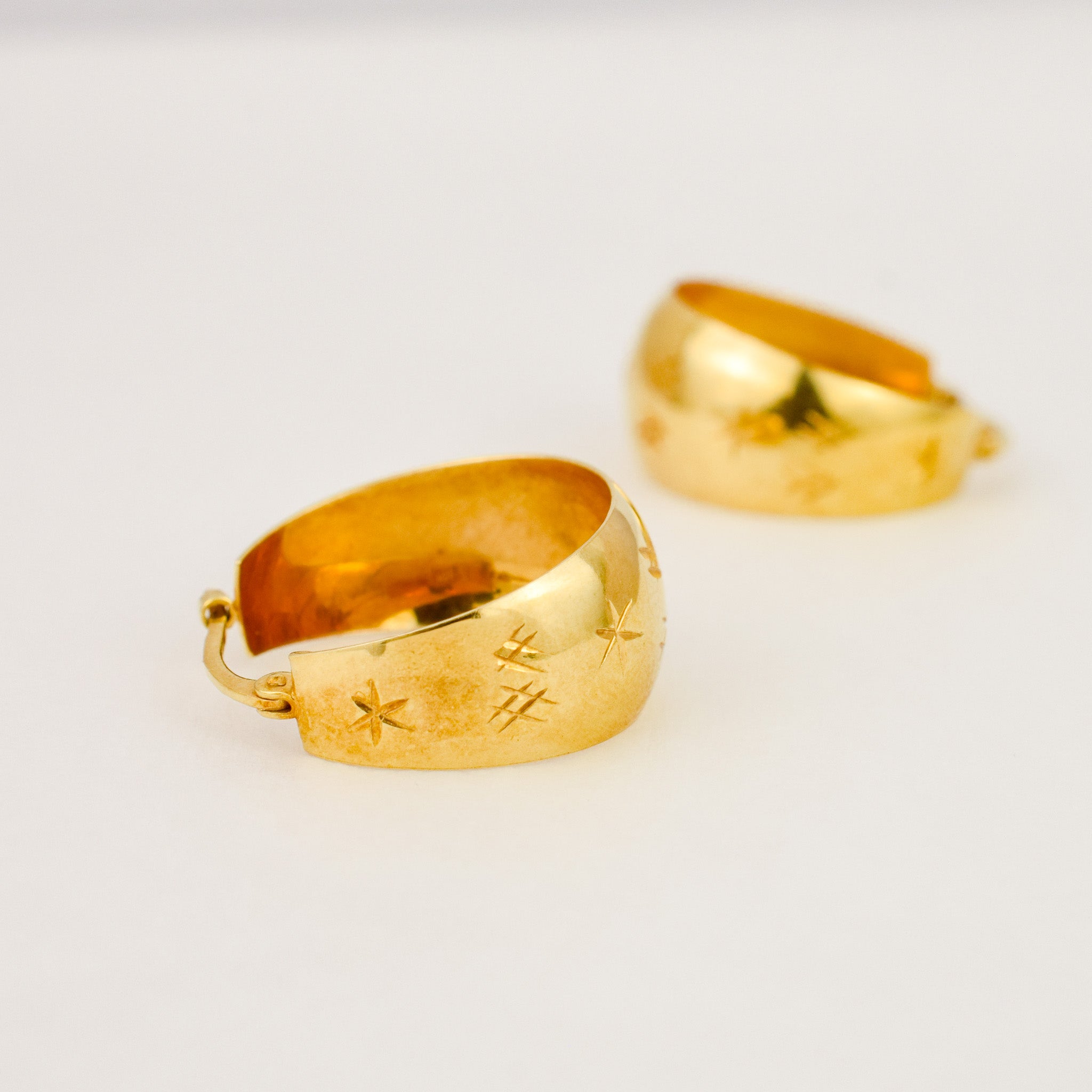 19.3mm Star-Etched Hoops