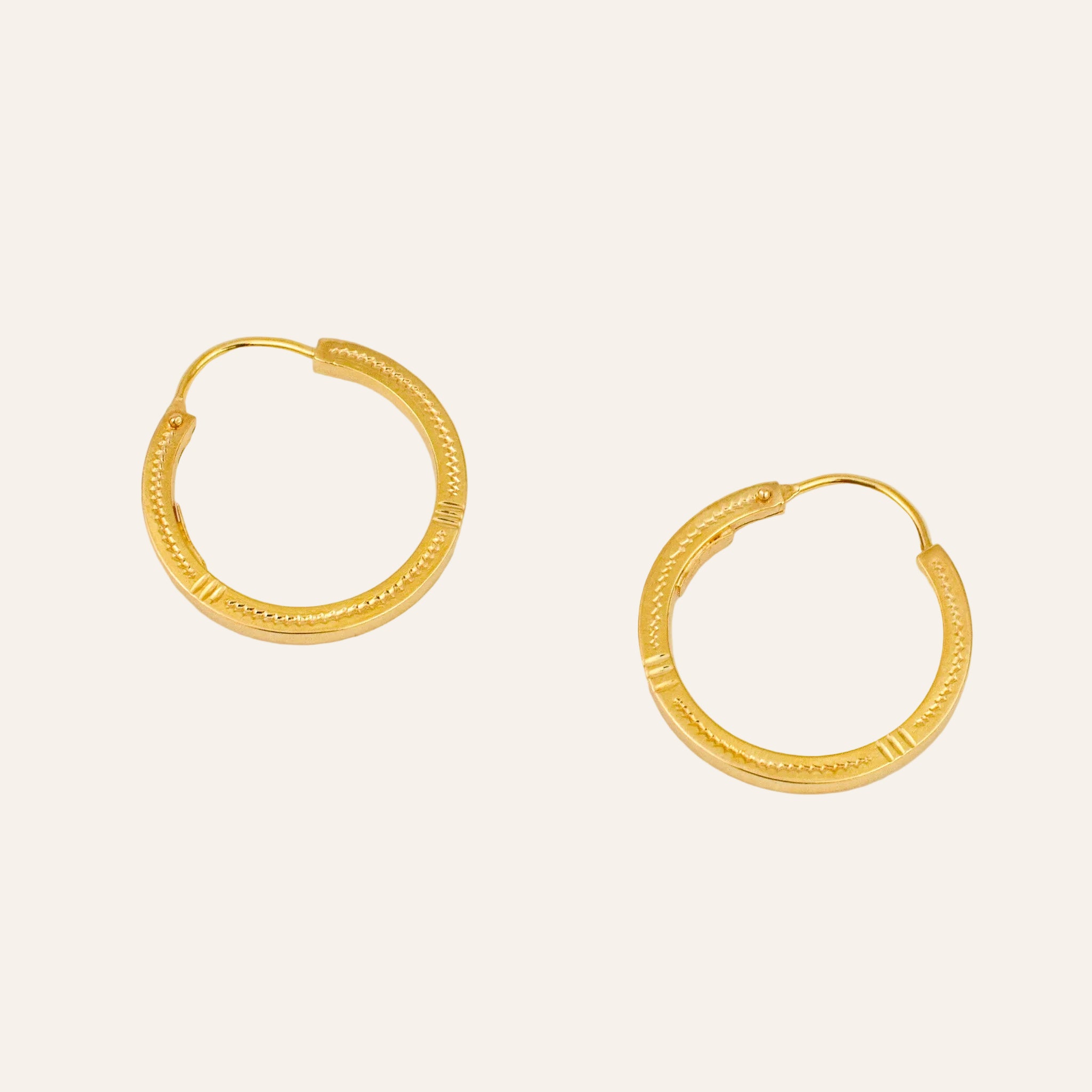22.4mm Etched Hoops
