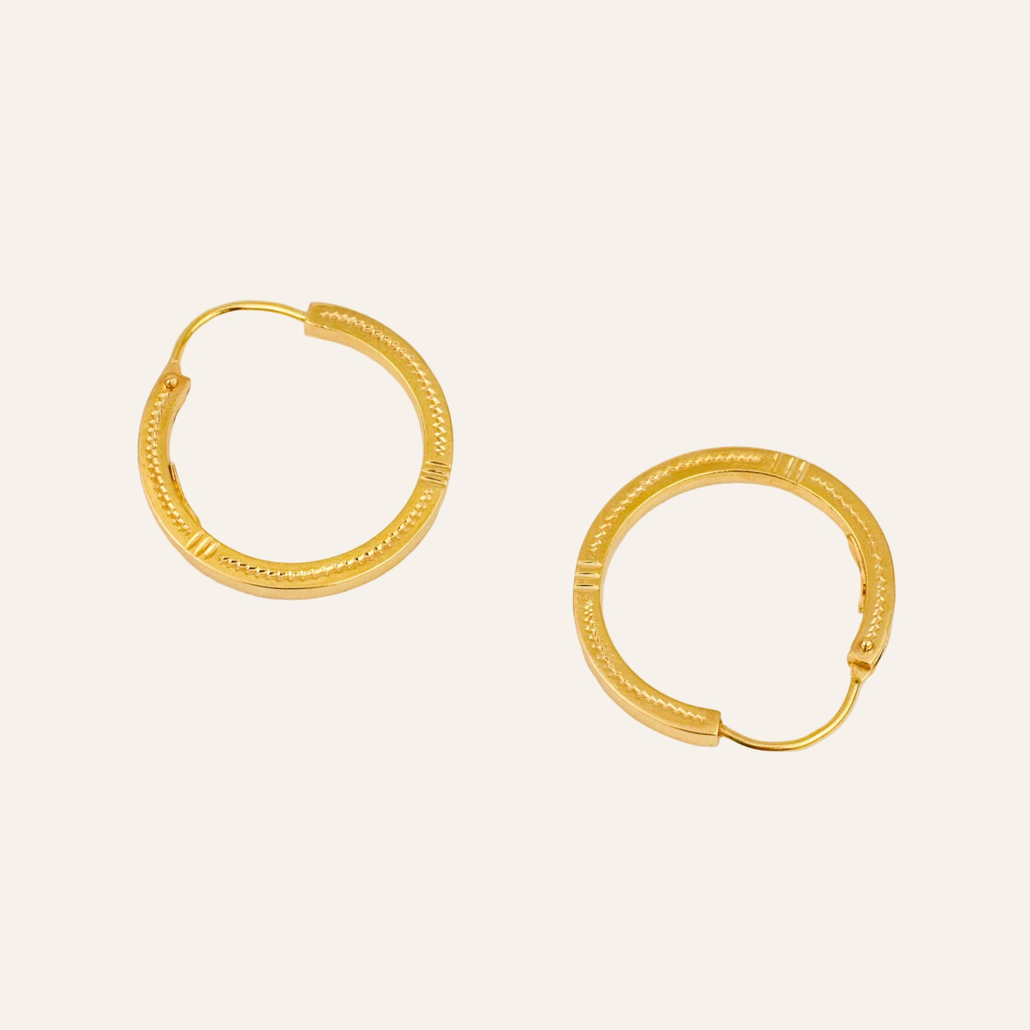 22.4mm Etched Hoops
