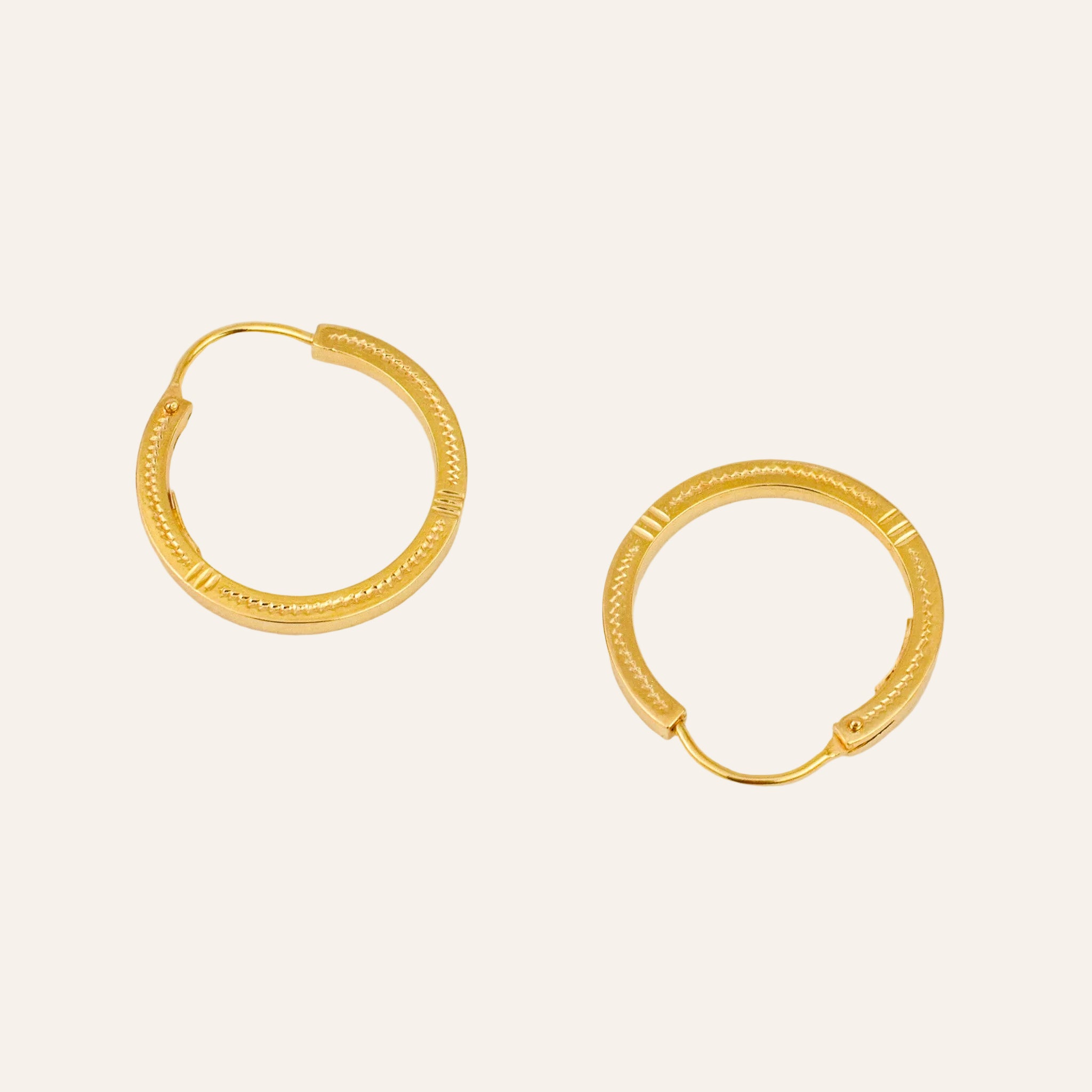 22.4mm Etched Hoops