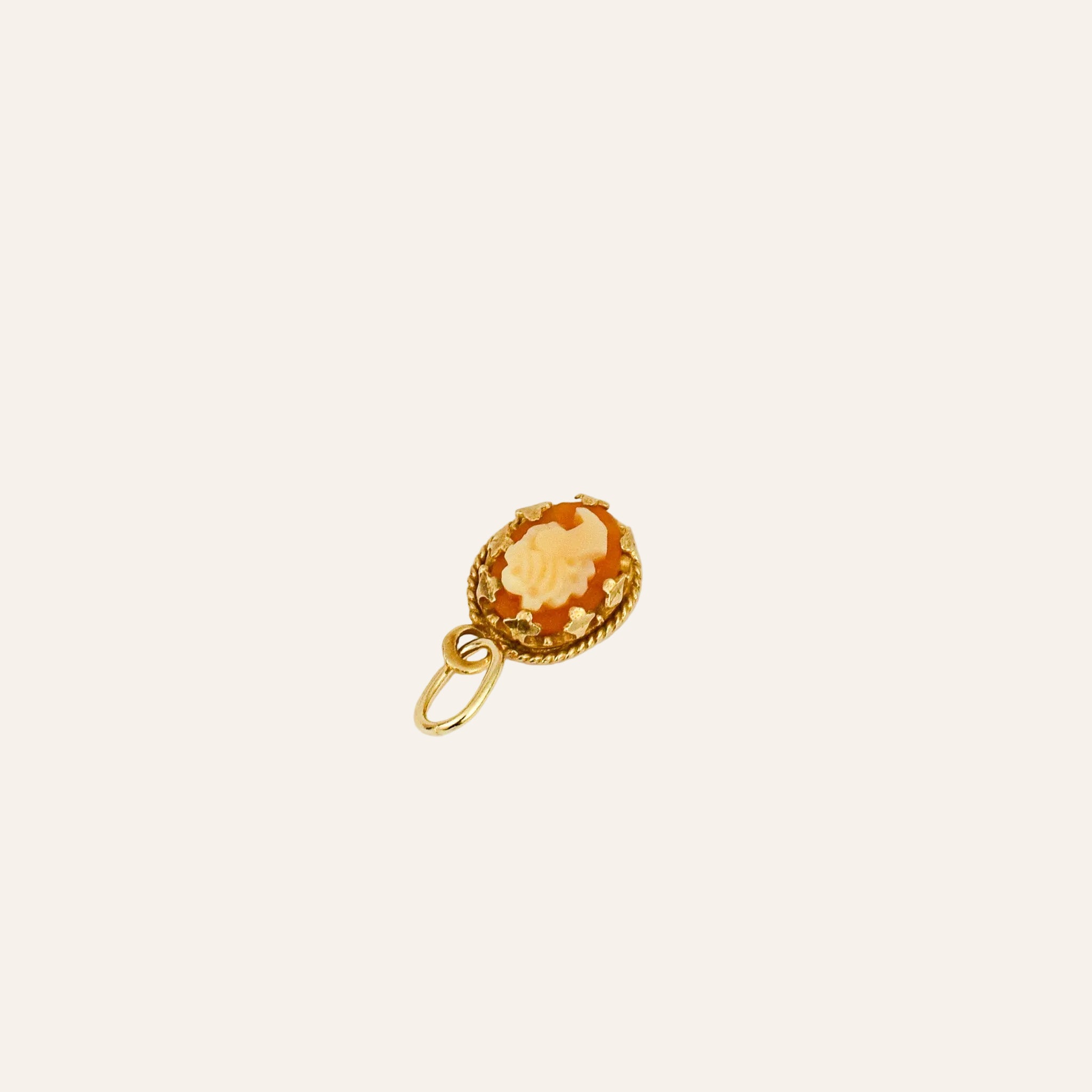 Cameo Charm