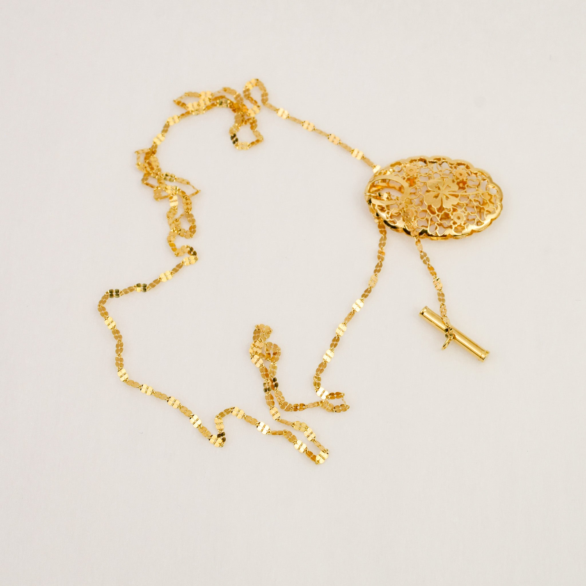 18" Sparkling Clover Necklace