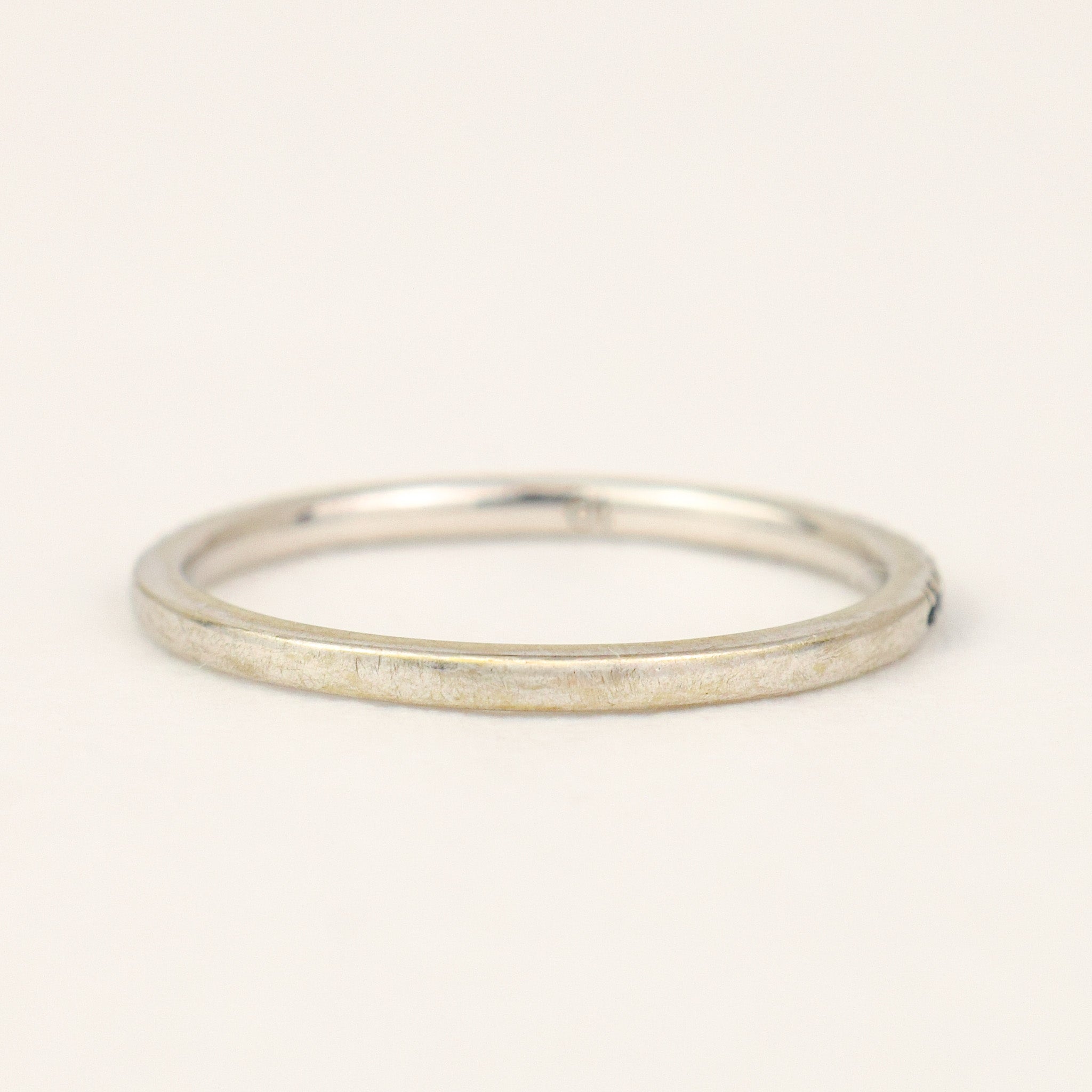 Blue Diamond Half Eternity Band, angled view of the band and stone setting