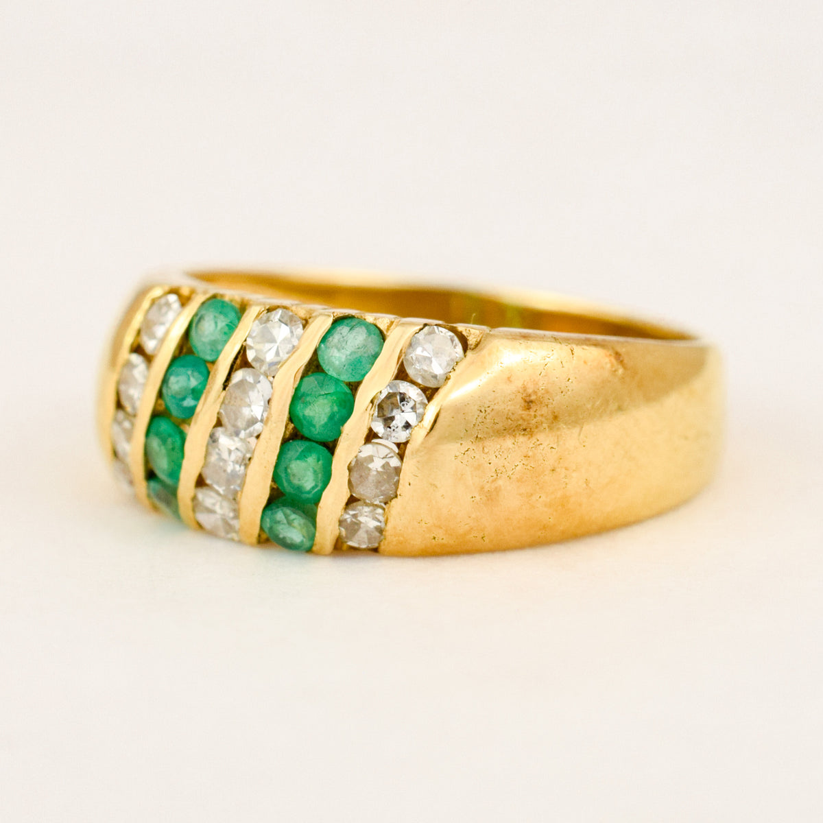 Emerald and Diamond Linear Band