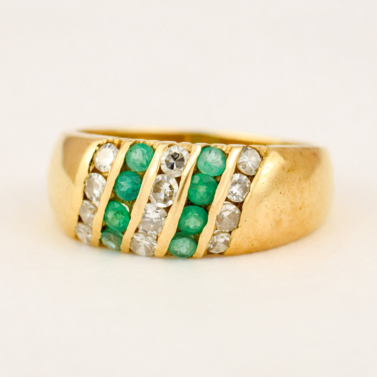 Emerald and Diamond Linear Band