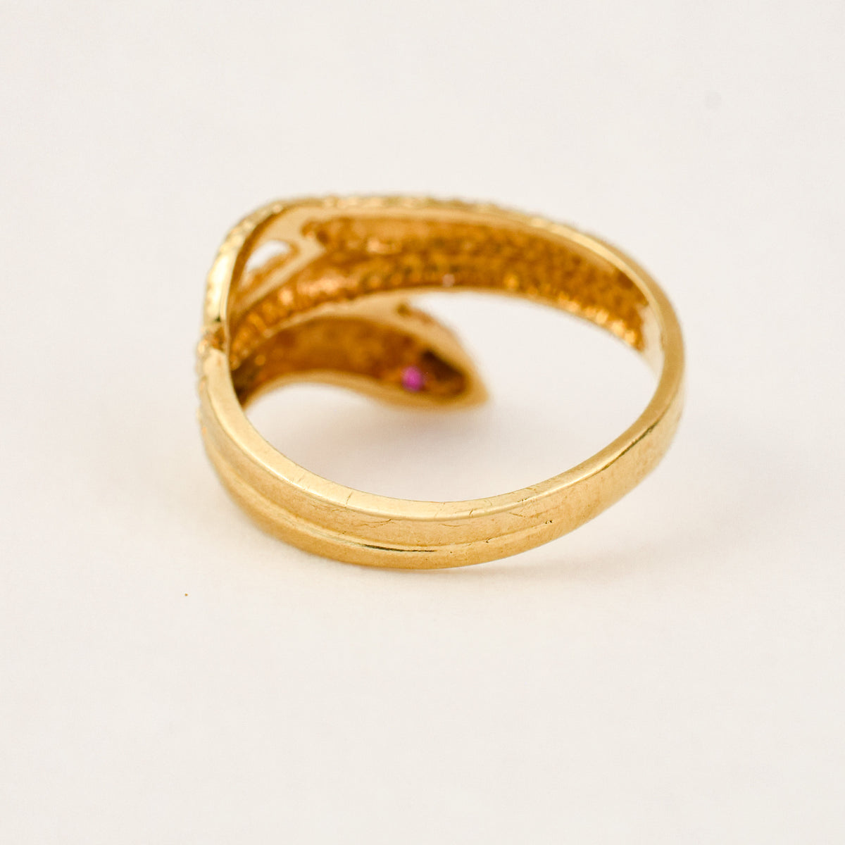 Red-Eyed Snake Ring