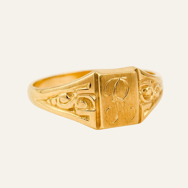 'R' Signet Ring