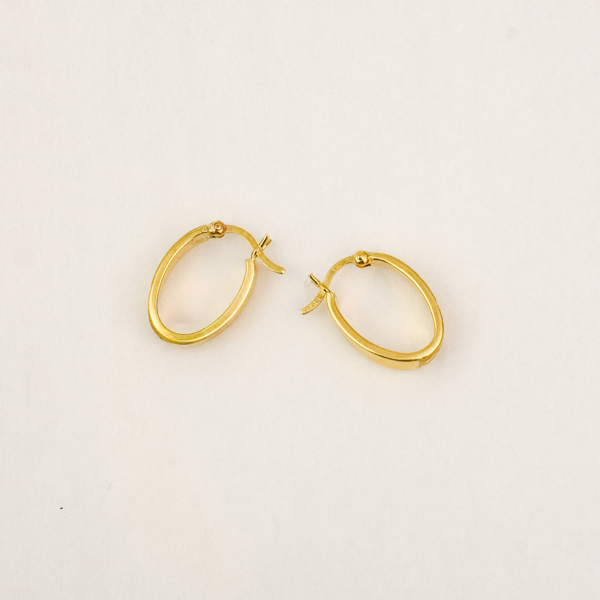 Diamond Cut Leaf 17.8mm Hoops