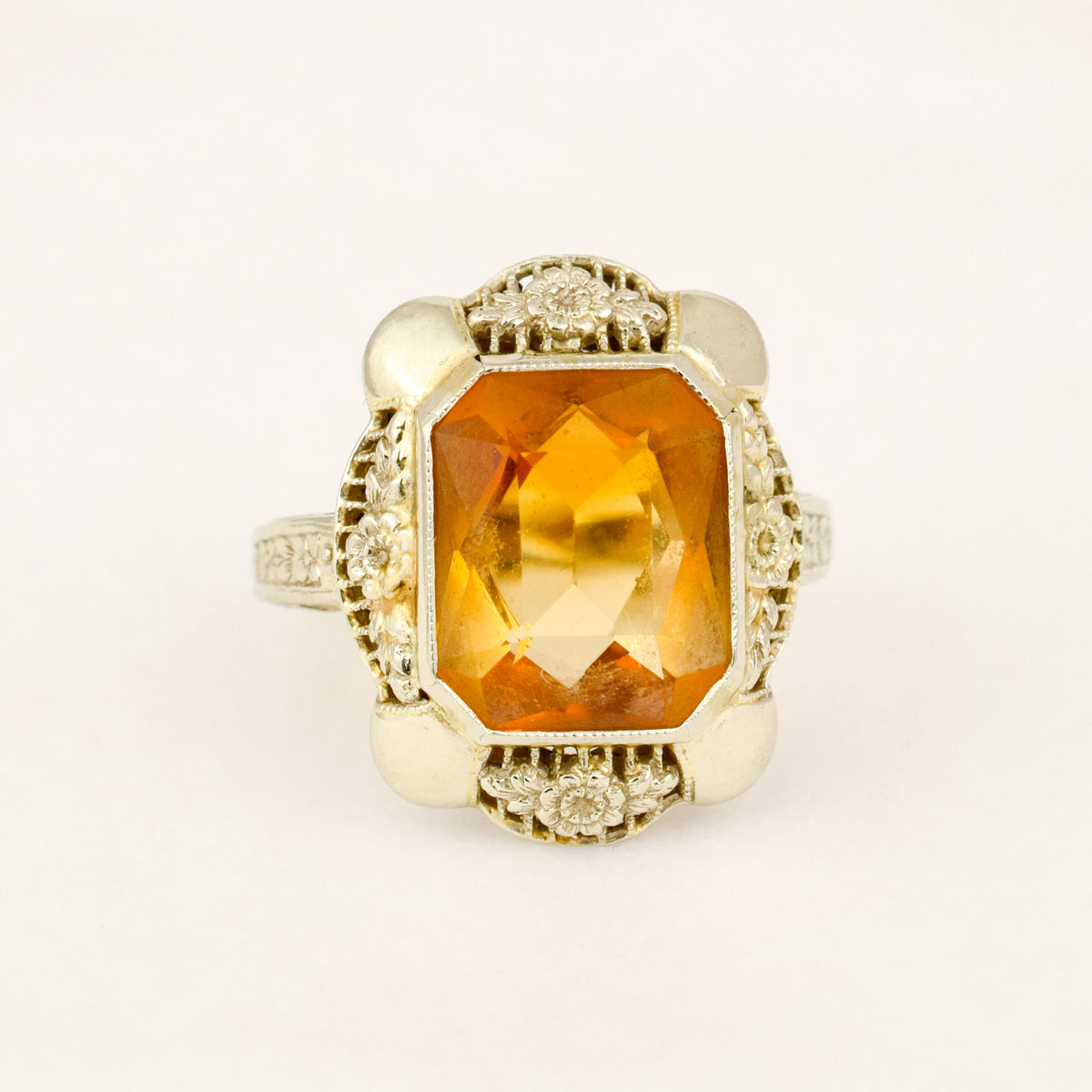 White Gold Citrine Ring