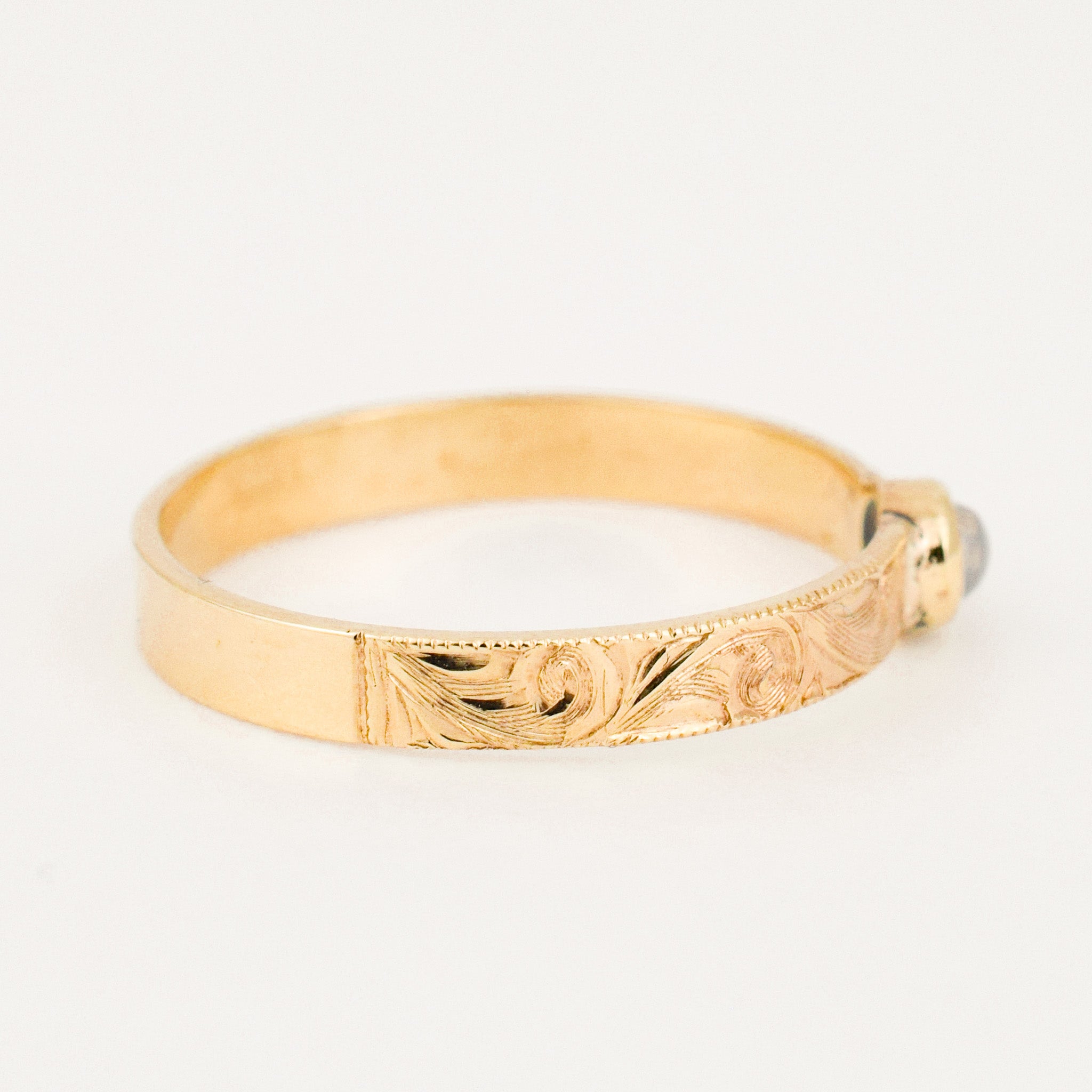 vintage bezel set moonstone ring 