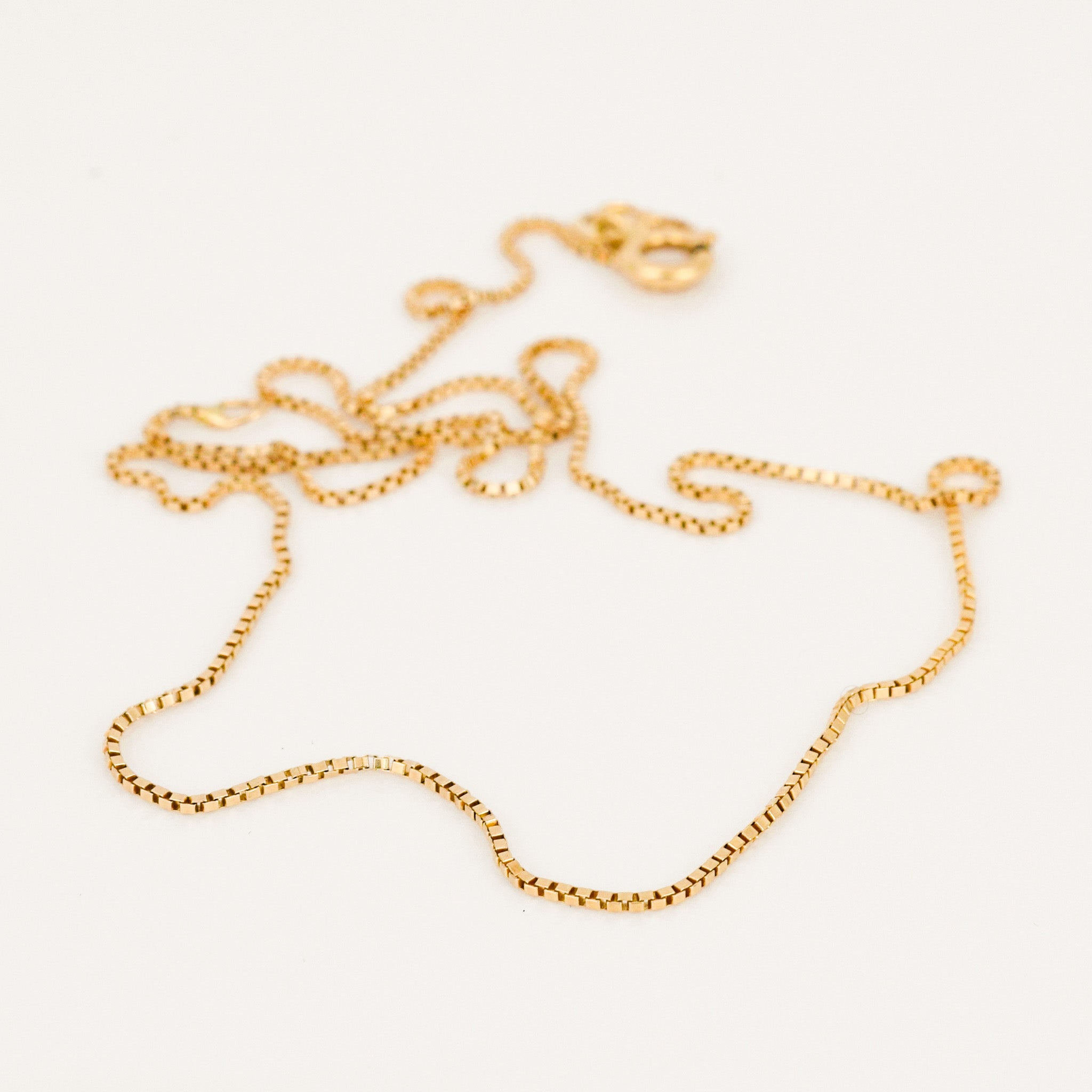 vintage 18" box chain necklace