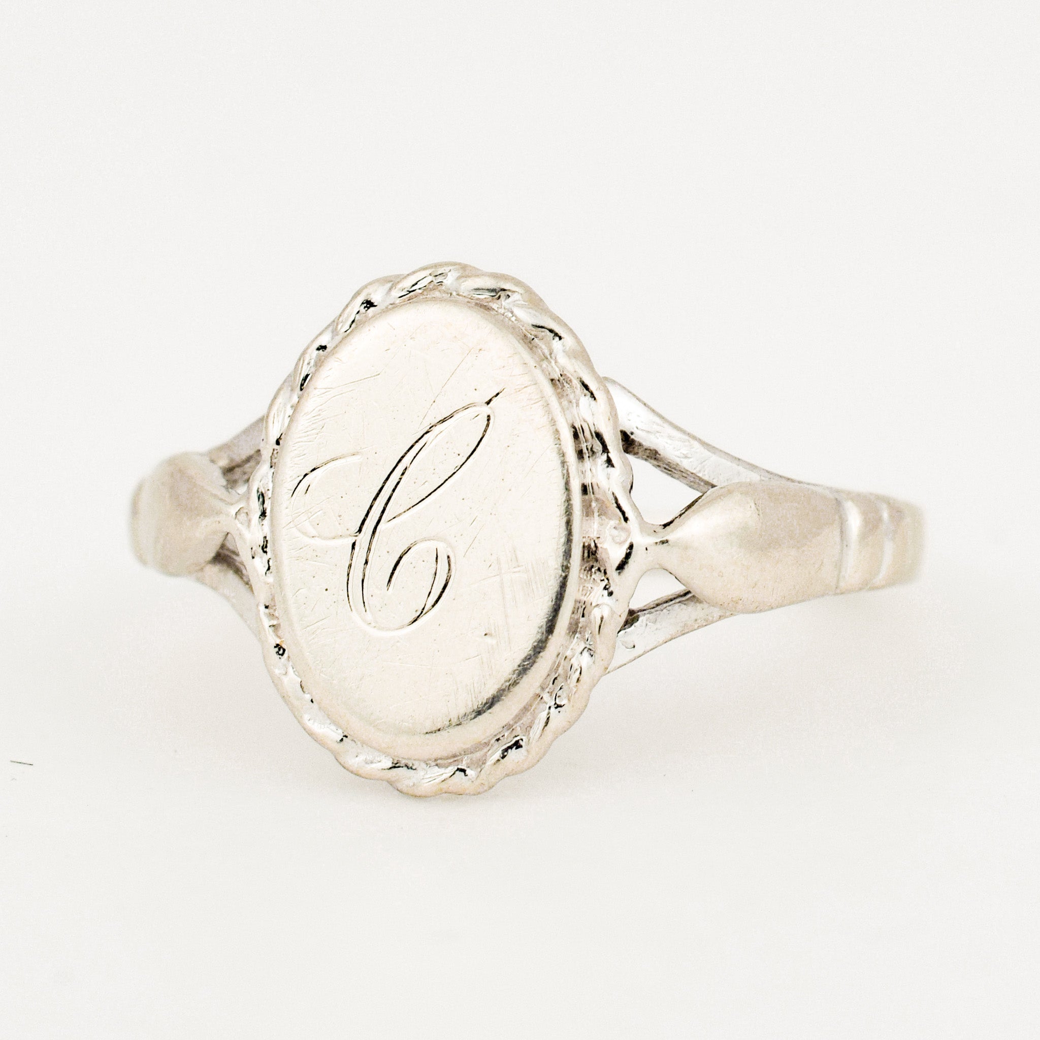 vintage gold Cursive 'C' Signet Ring