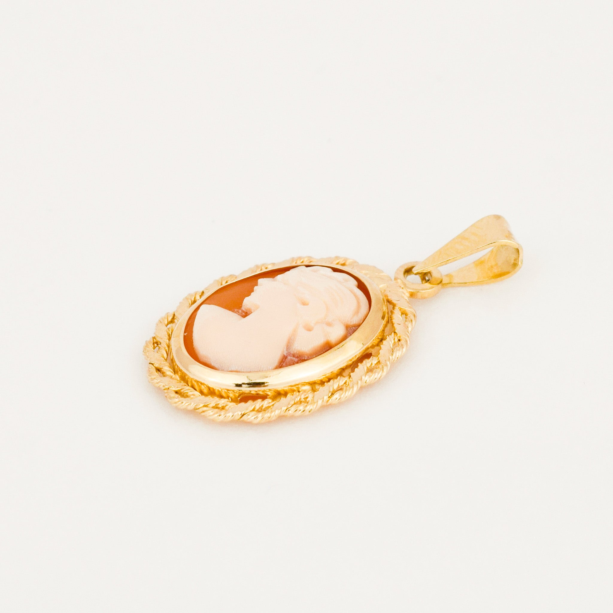 vintage gold cameo charm pendant 