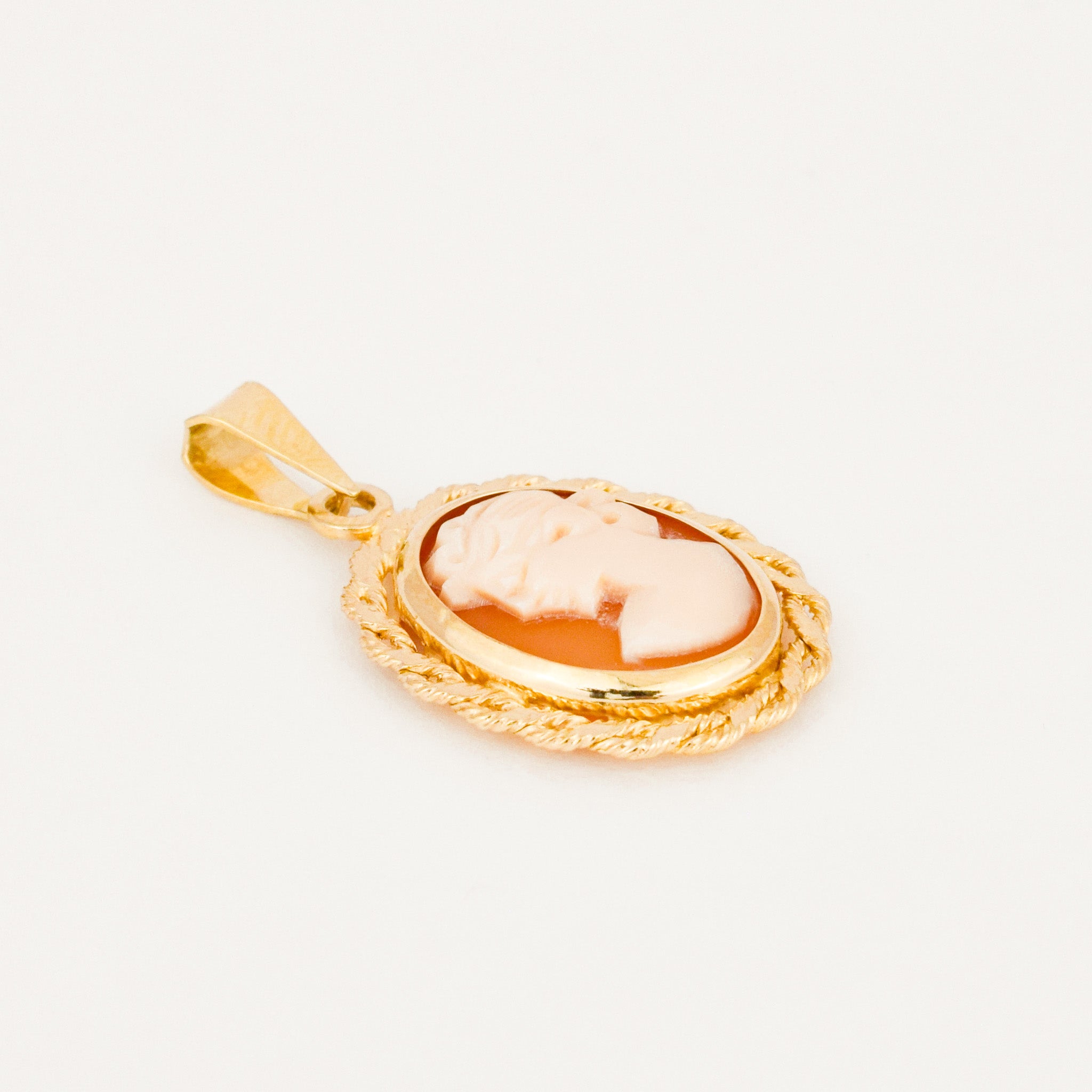 vintage gold cameo charm pendant 