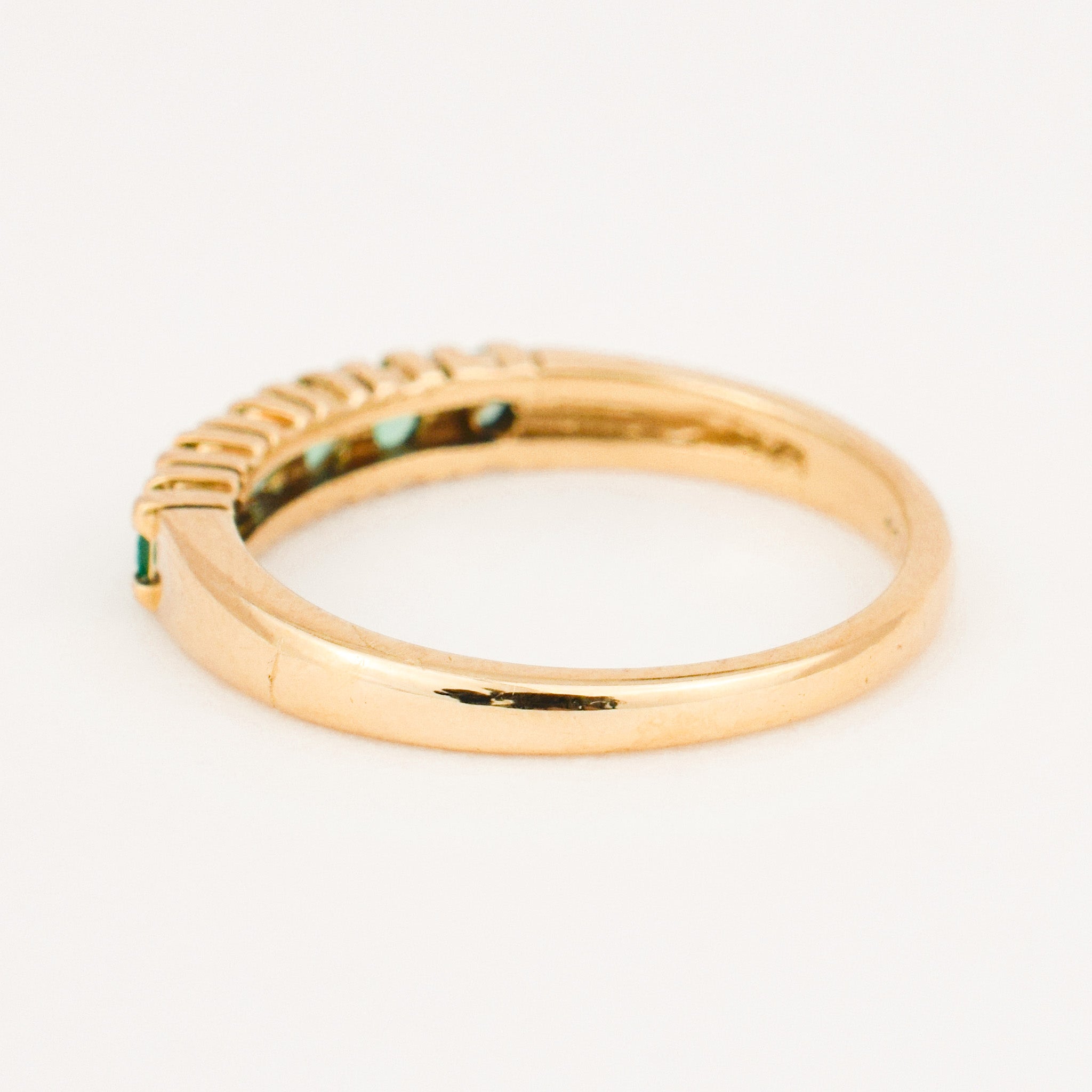 vintage Distinguished Emerald Band