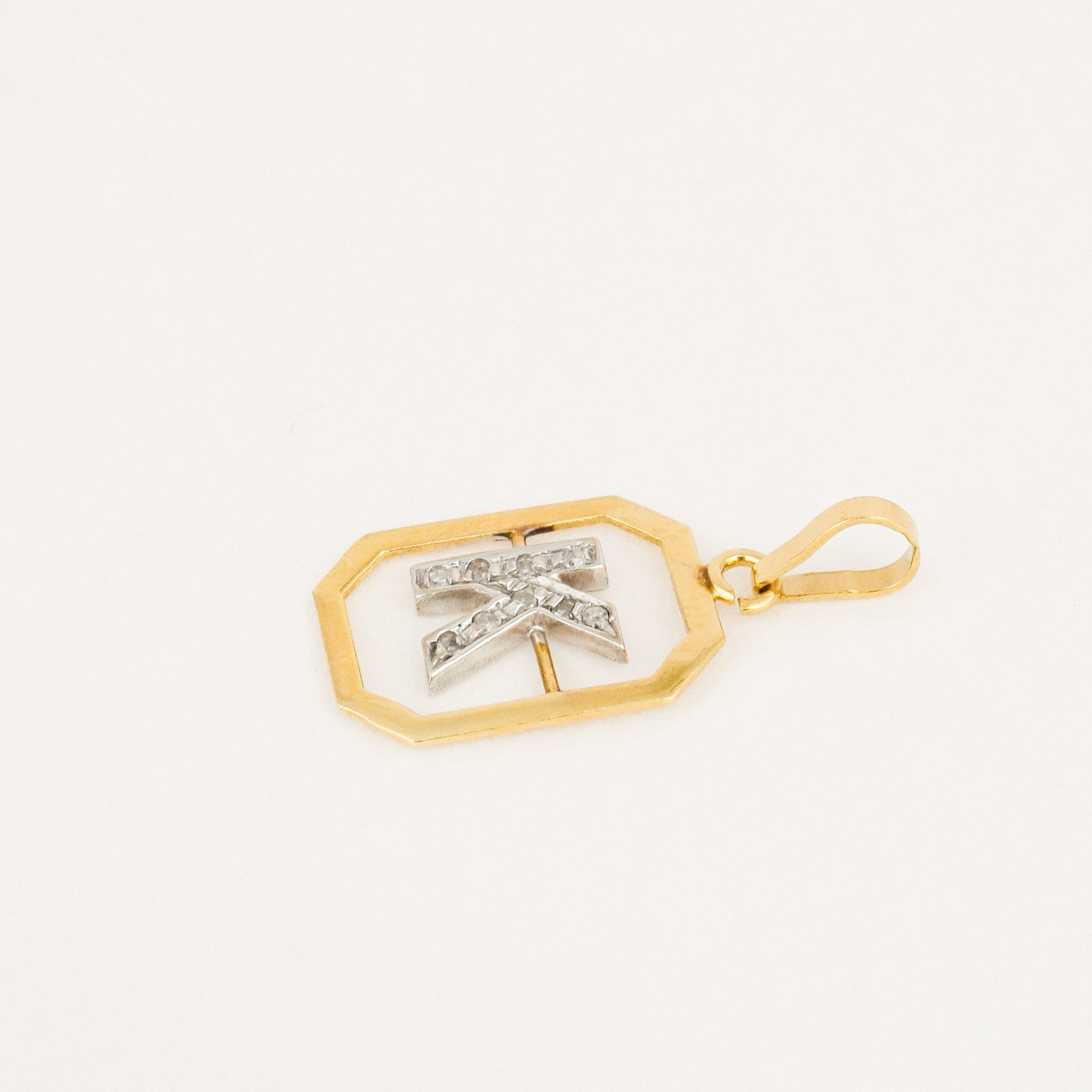 vintage 'k' pendant 